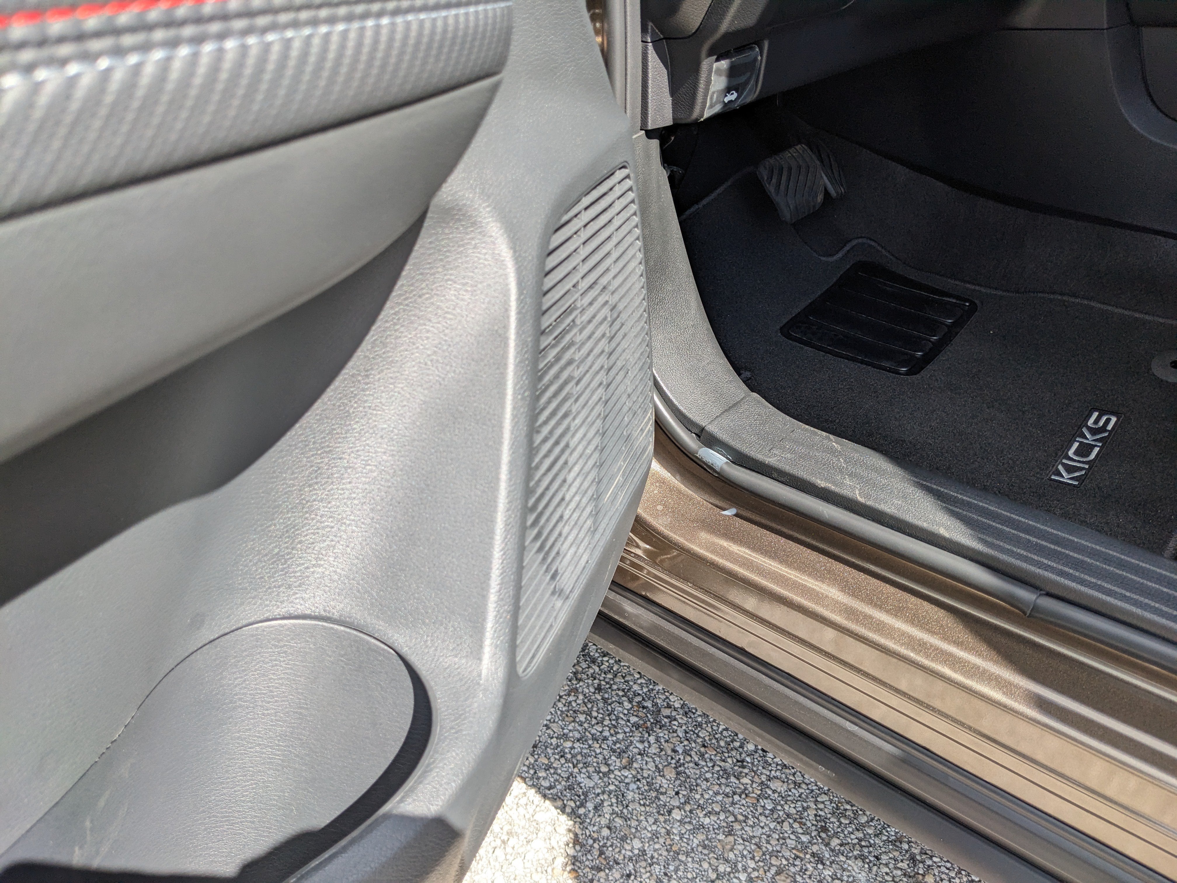 2027 Nissan Kicks SR