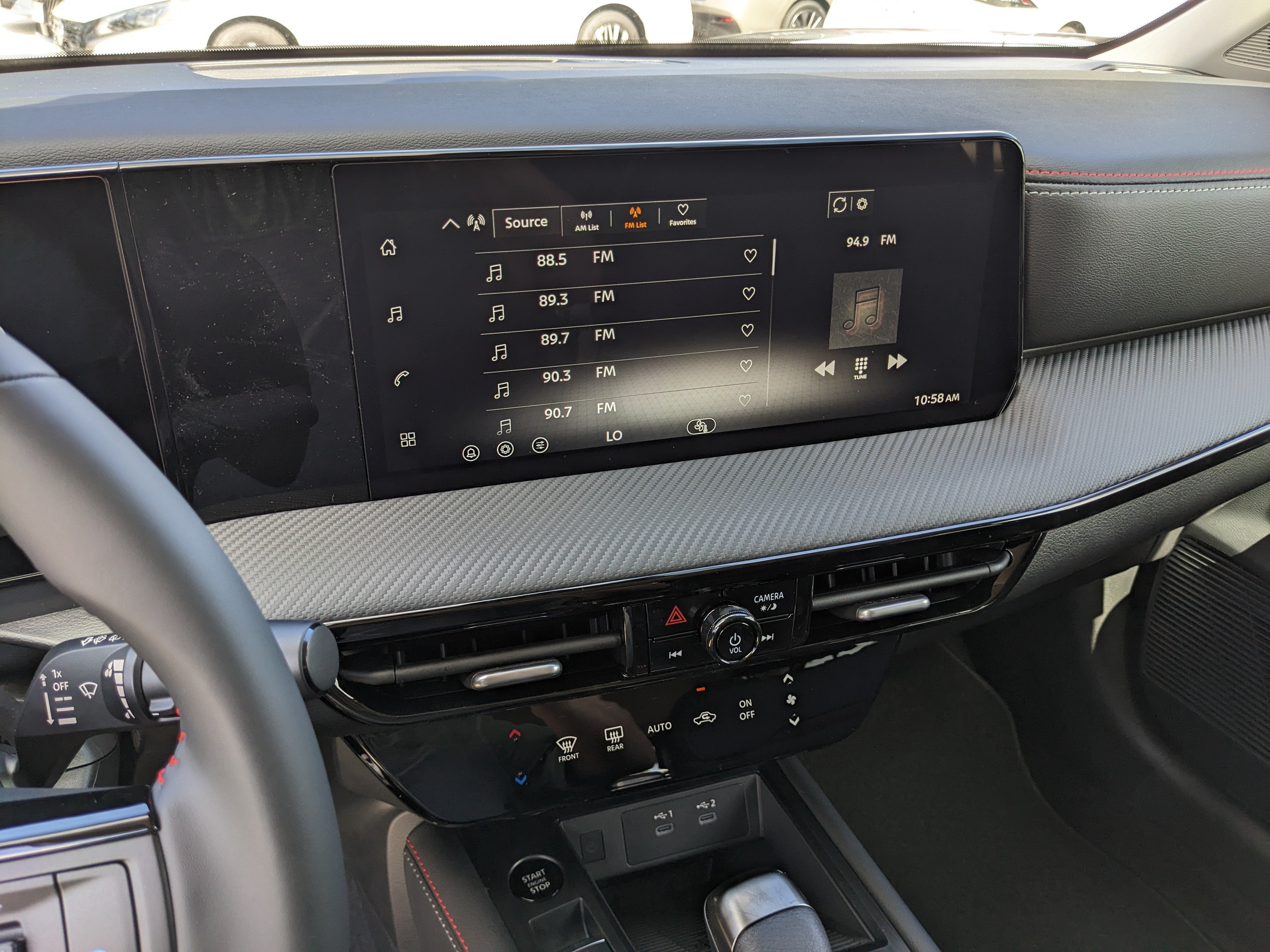 2027 Nissan Kicks SR