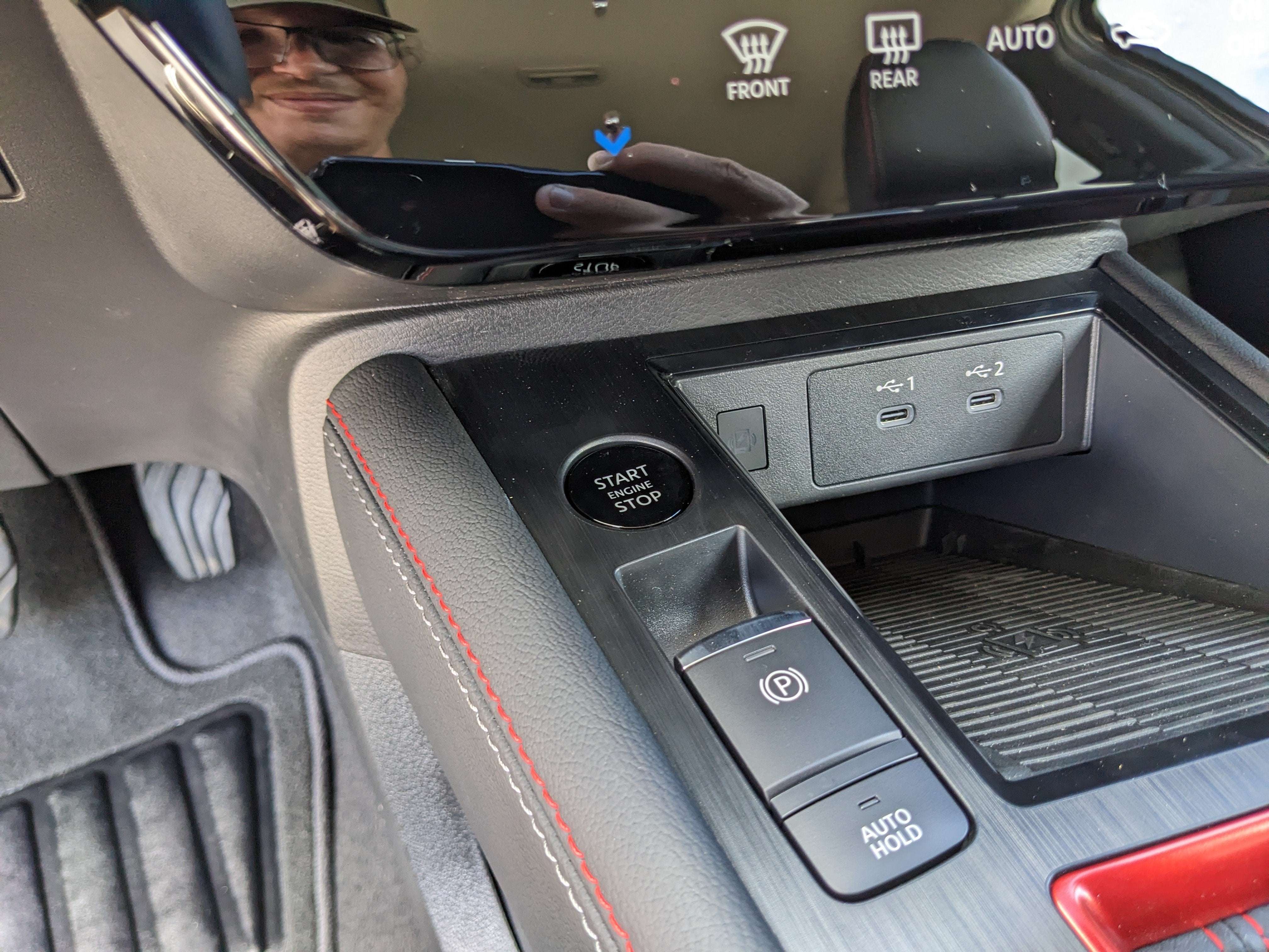 2027 Nissan Kicks SR