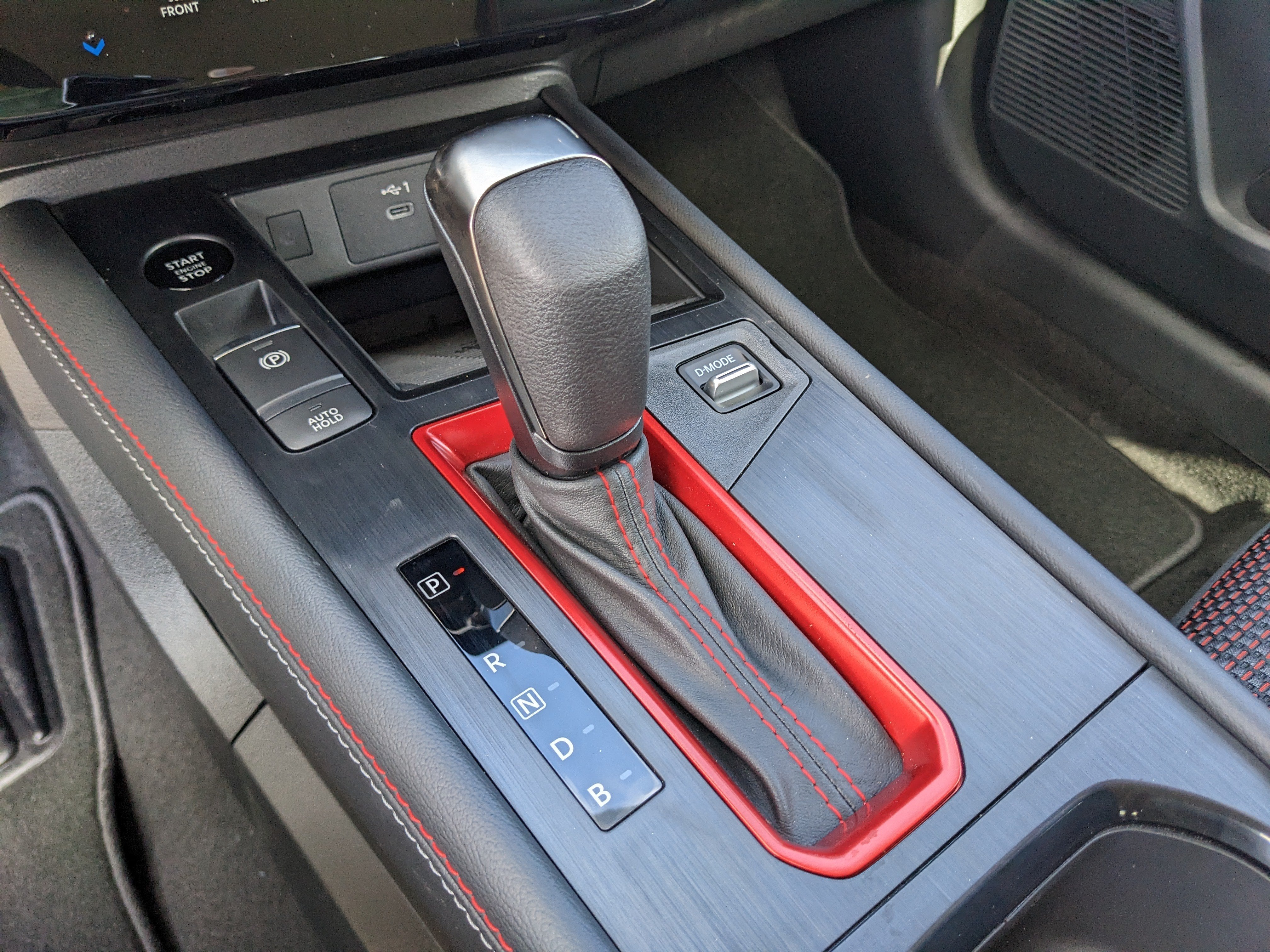 2027 Nissan Kicks SR