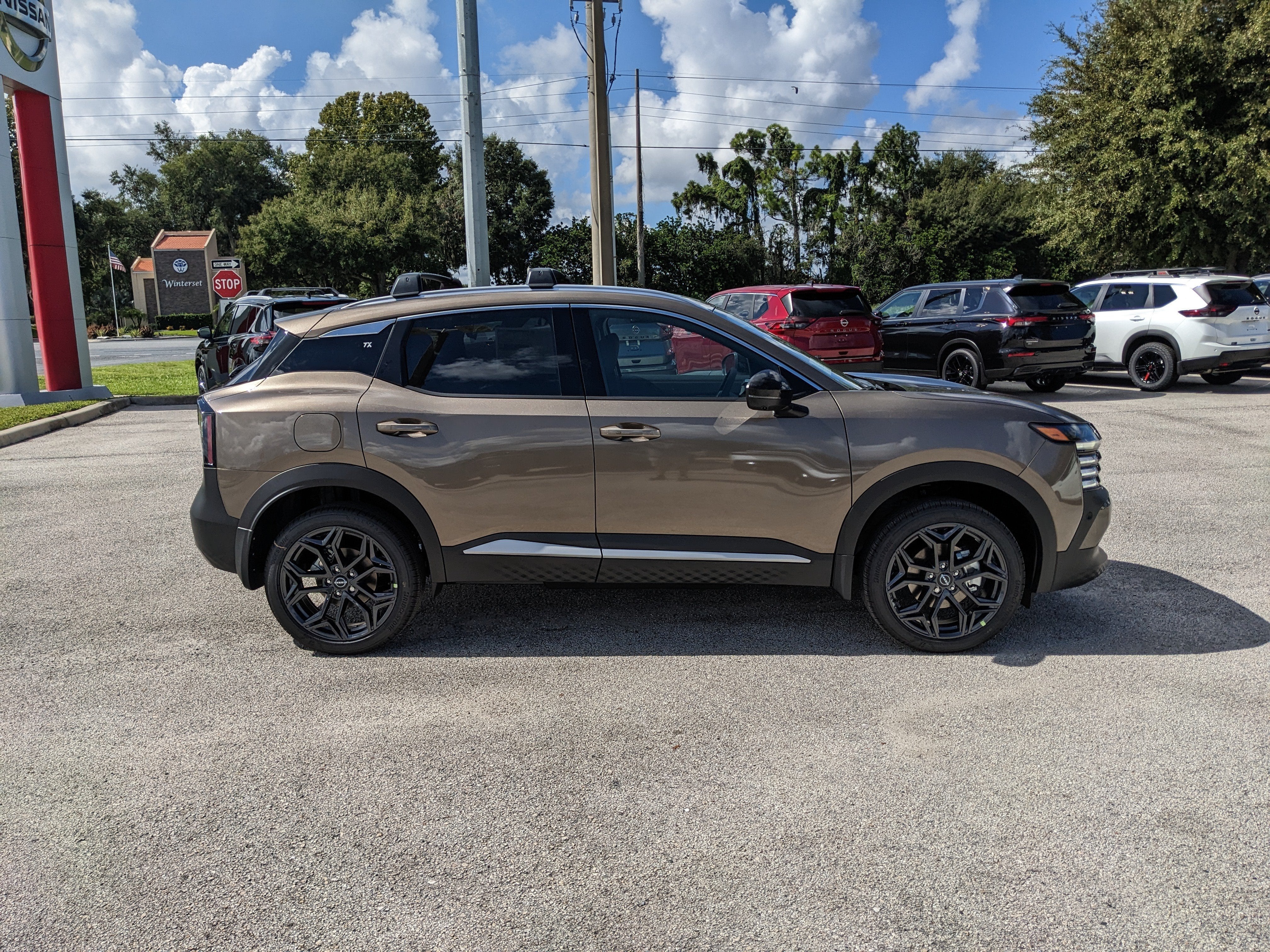2027 Nissan Kicks SR