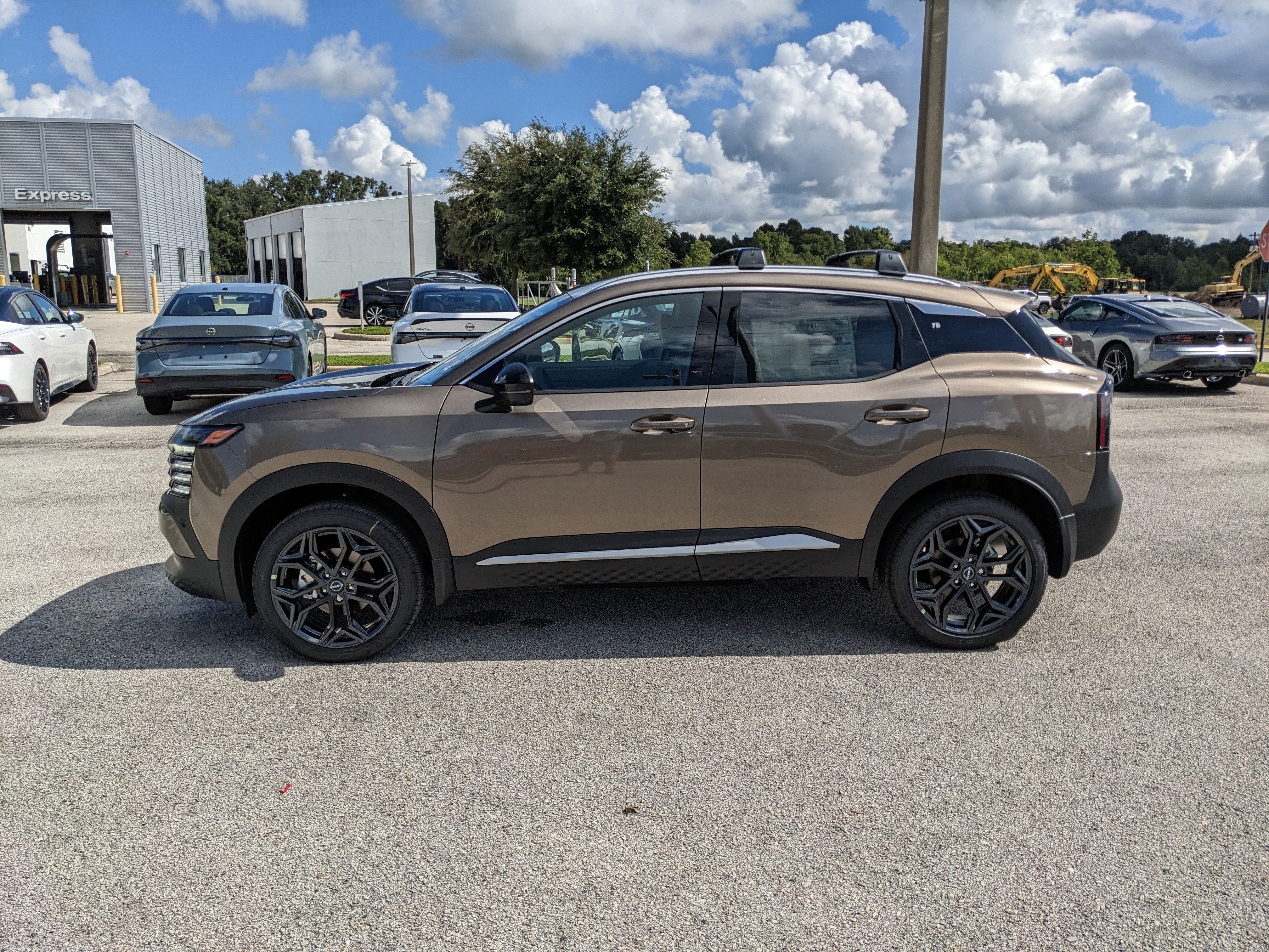 2027 Nissan Kicks SR
