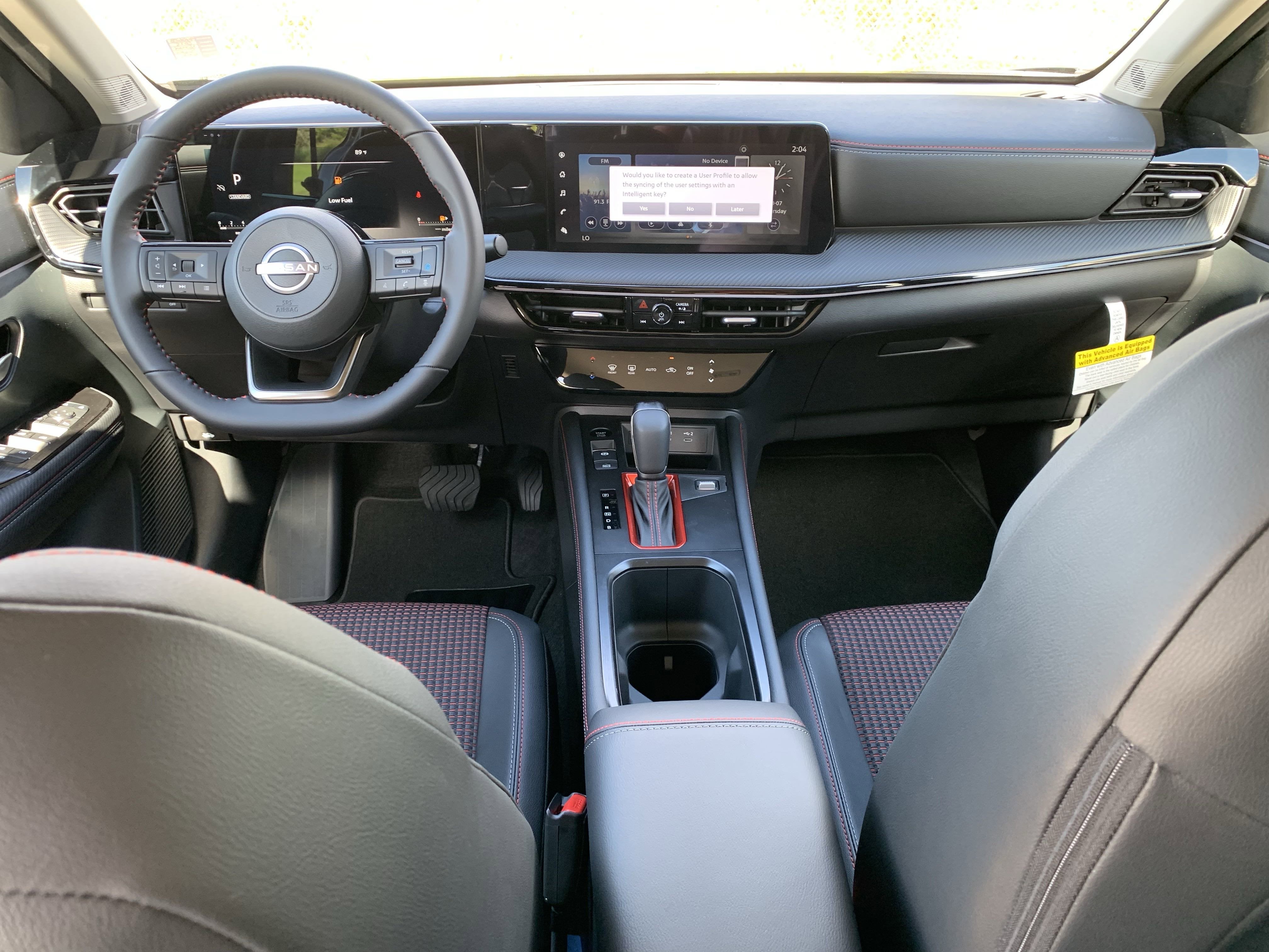 2025 Nissan Kicks SR