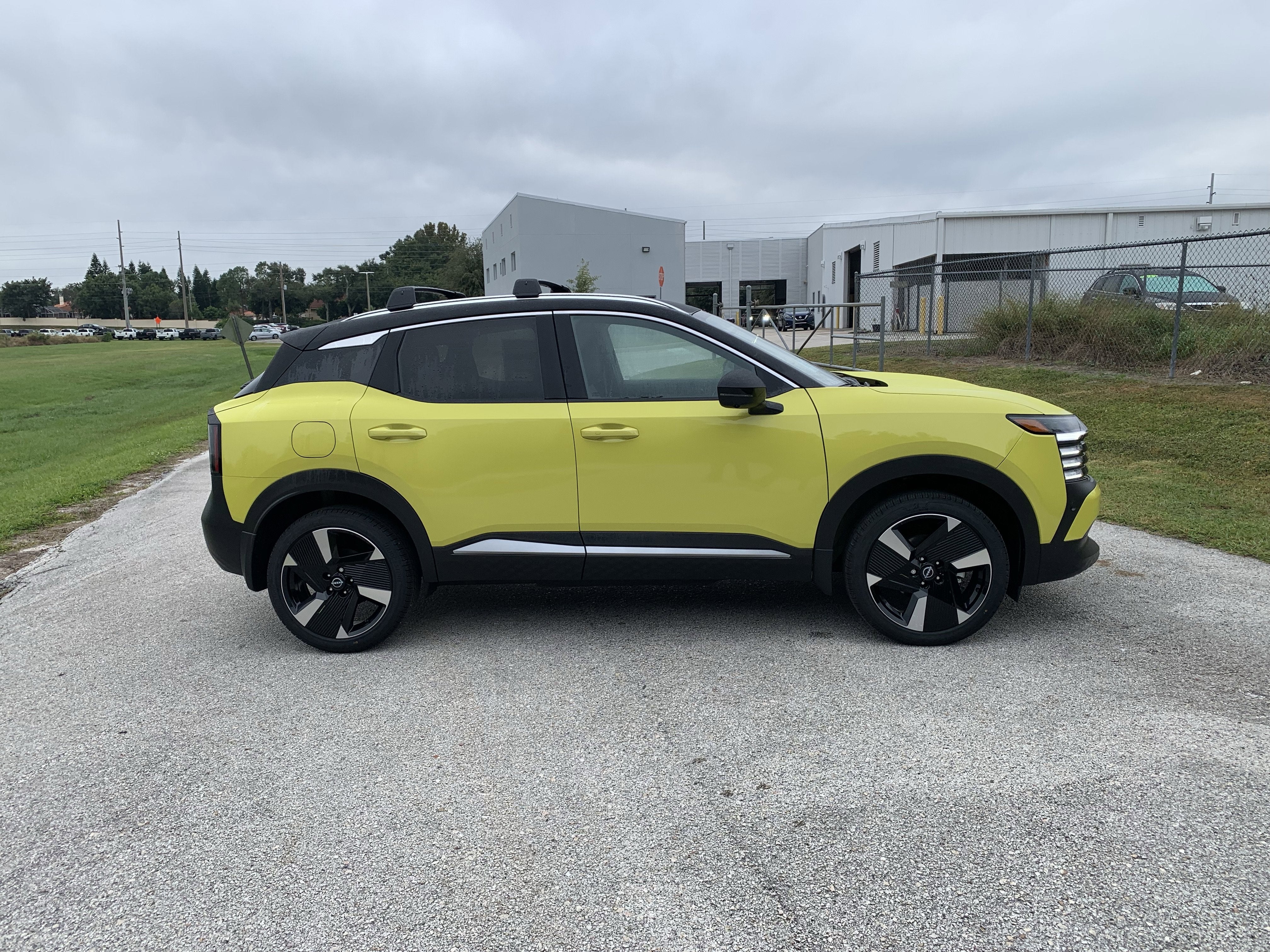 2026 Nissan Kicks SR