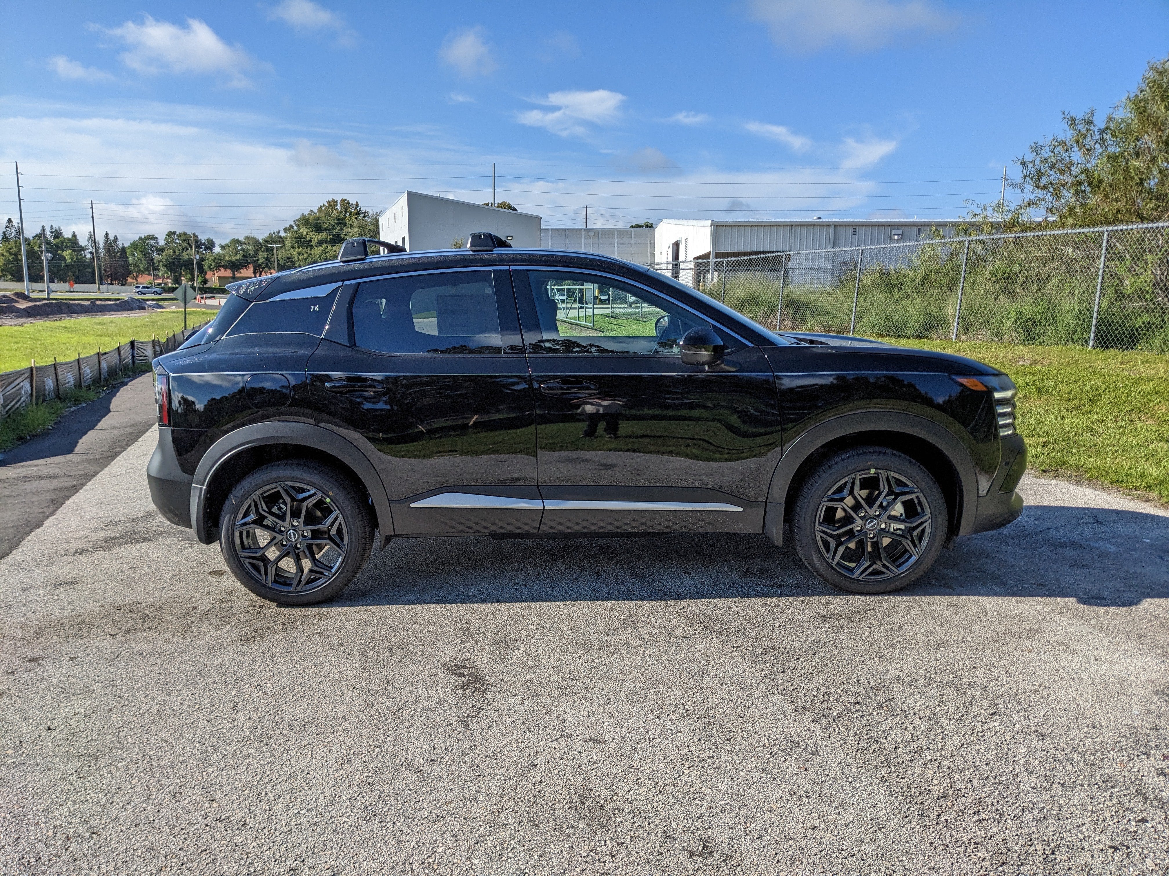 2027 Nissan Kicks SR