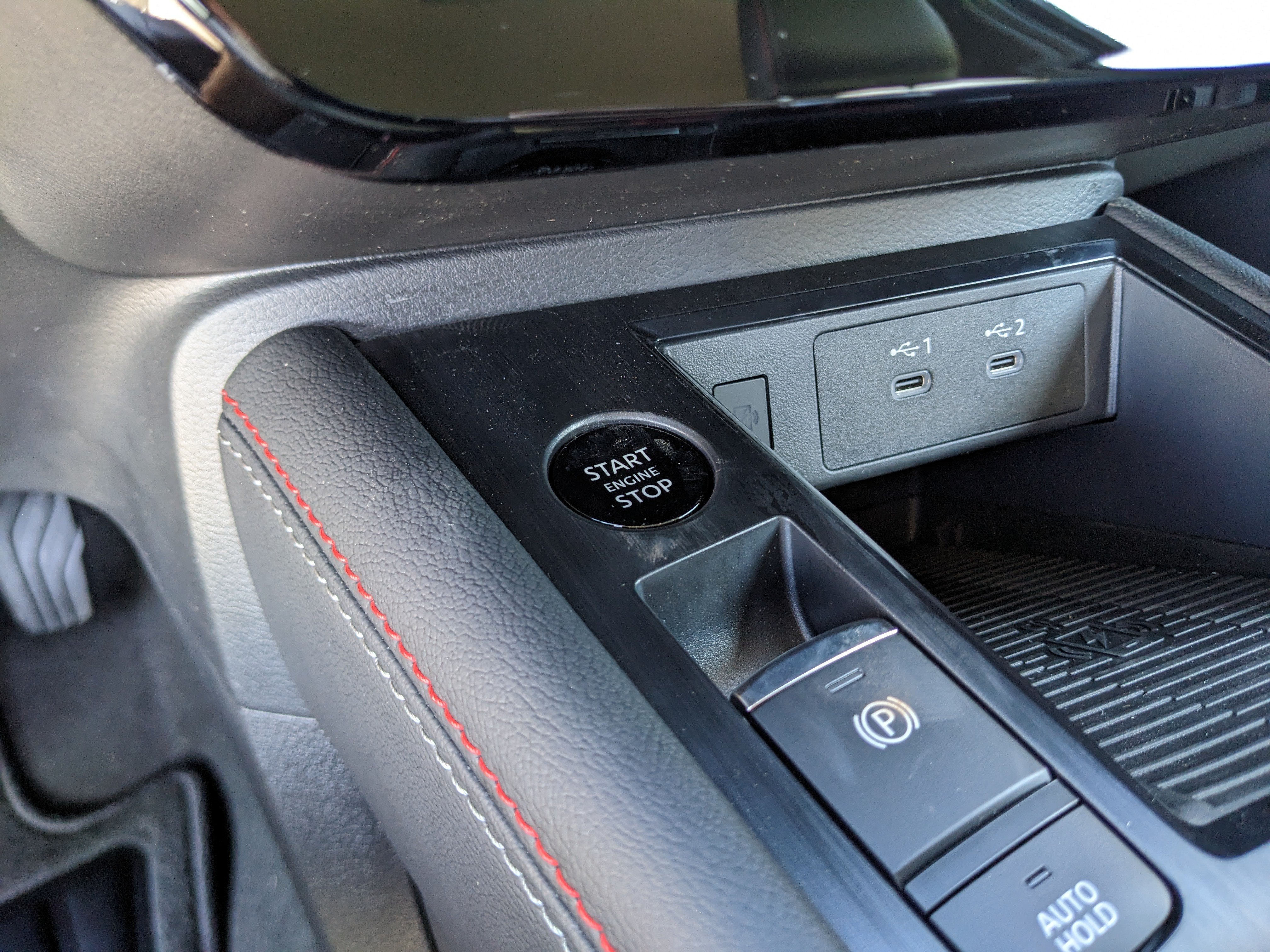 2027 Nissan Kicks SR