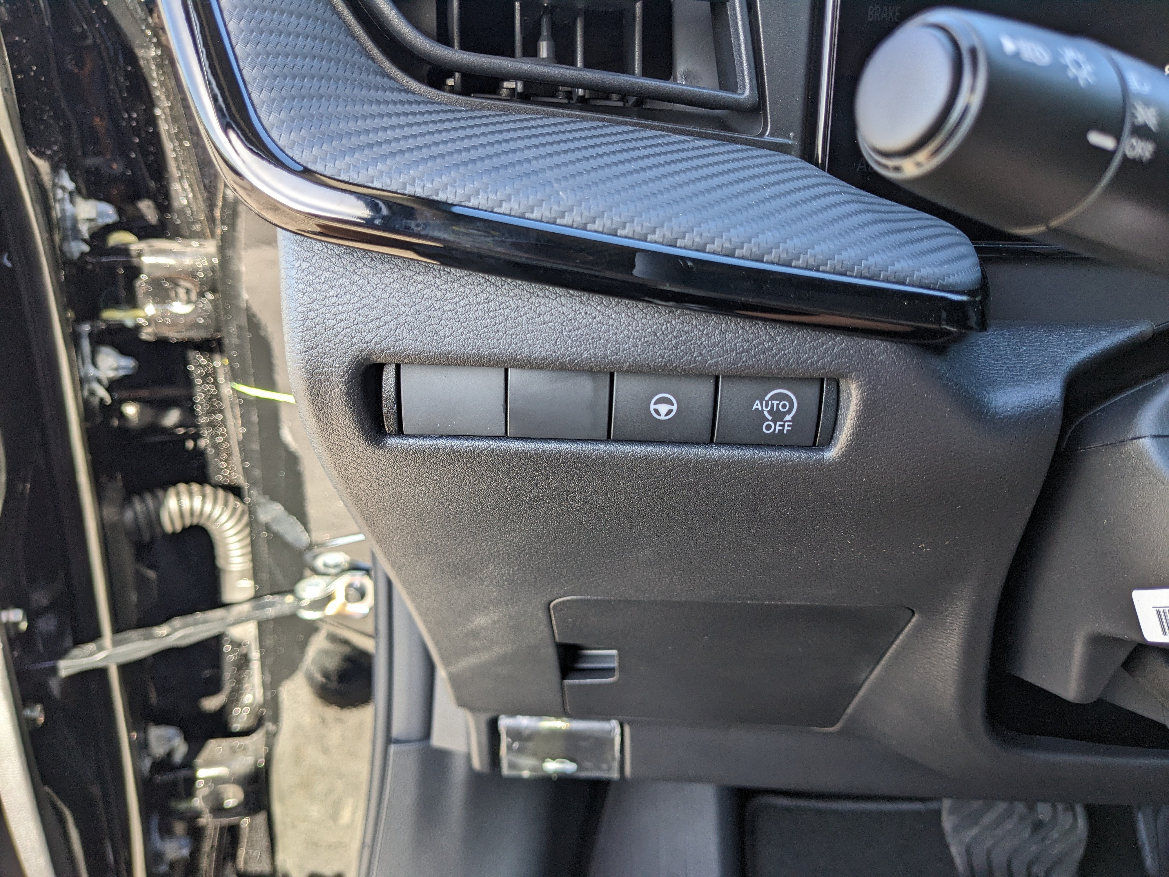 2027 Nissan Kicks SR