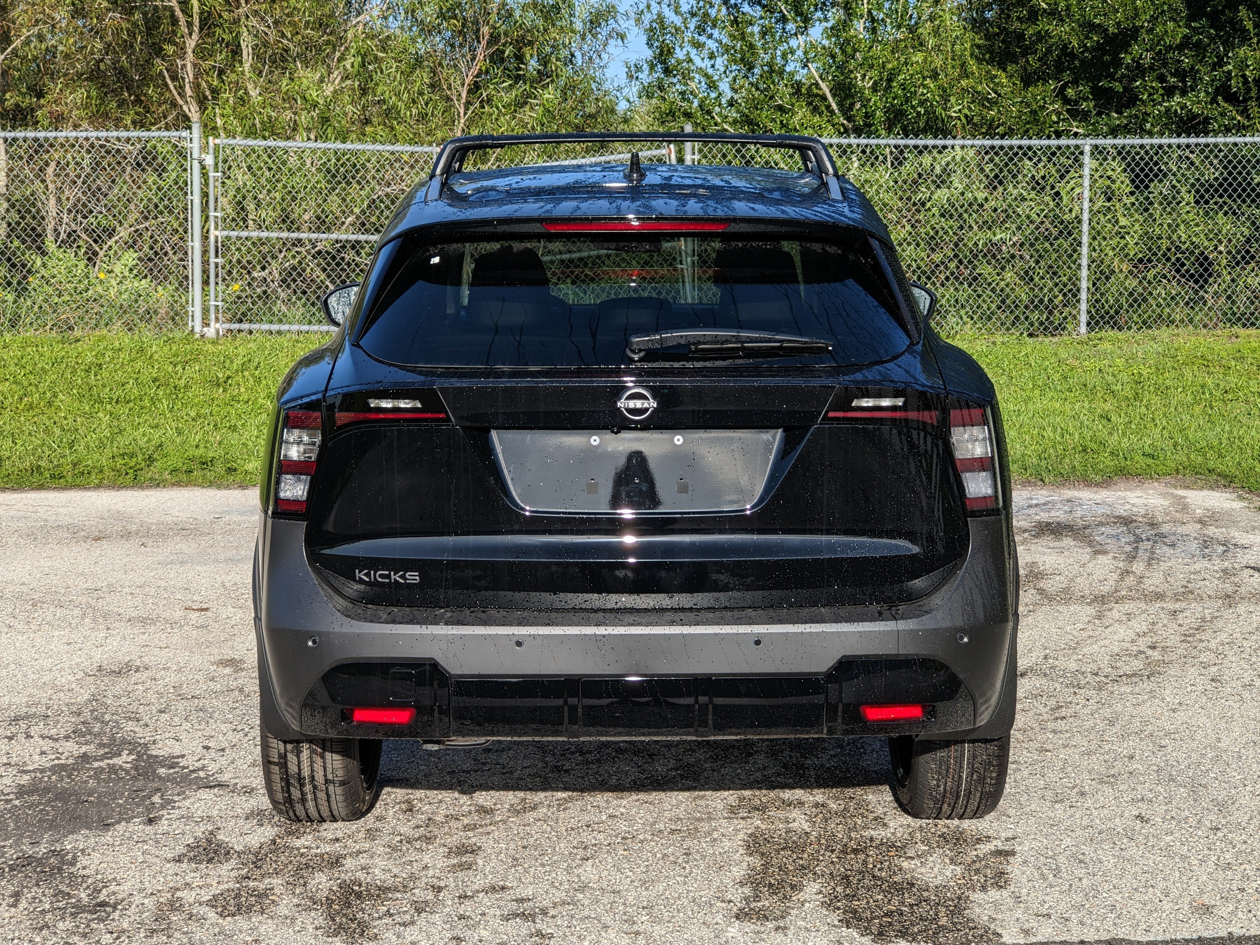 2027 Nissan Kicks SR