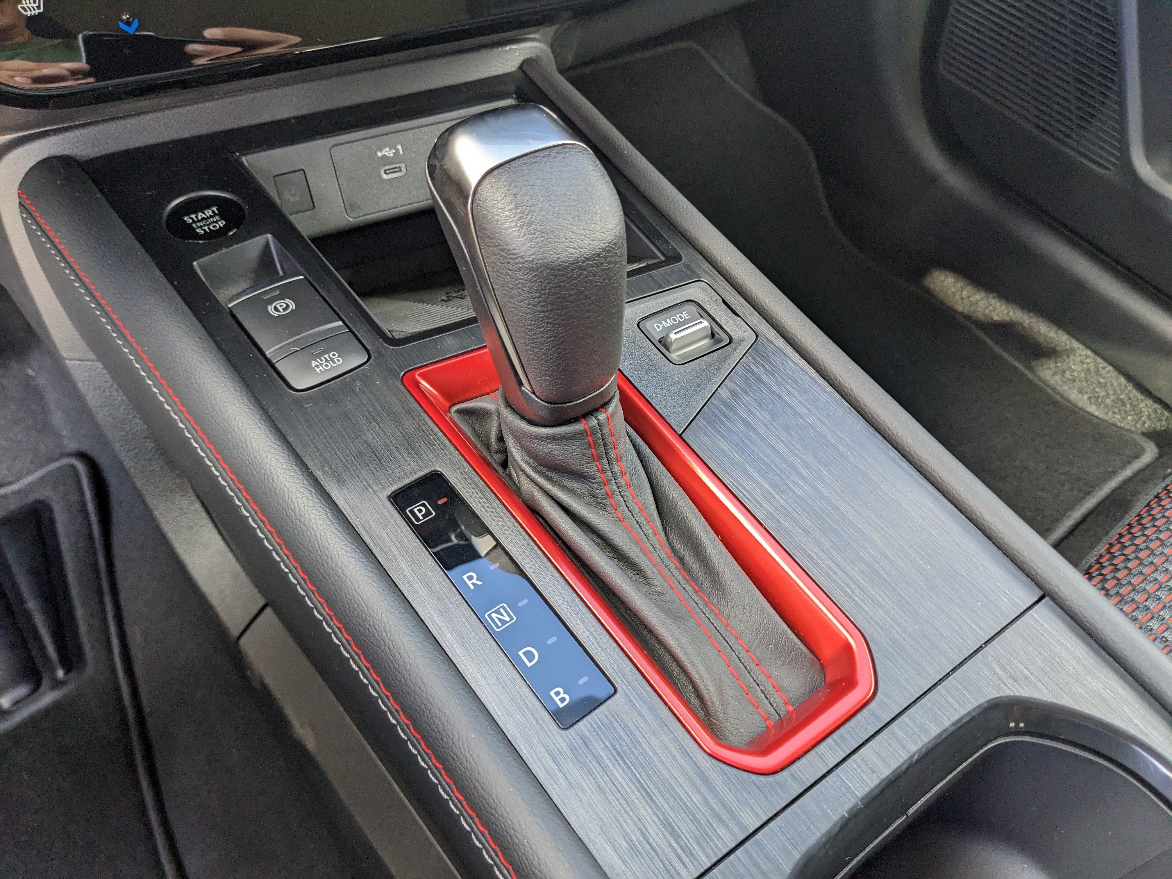 2027 Nissan Kicks SR