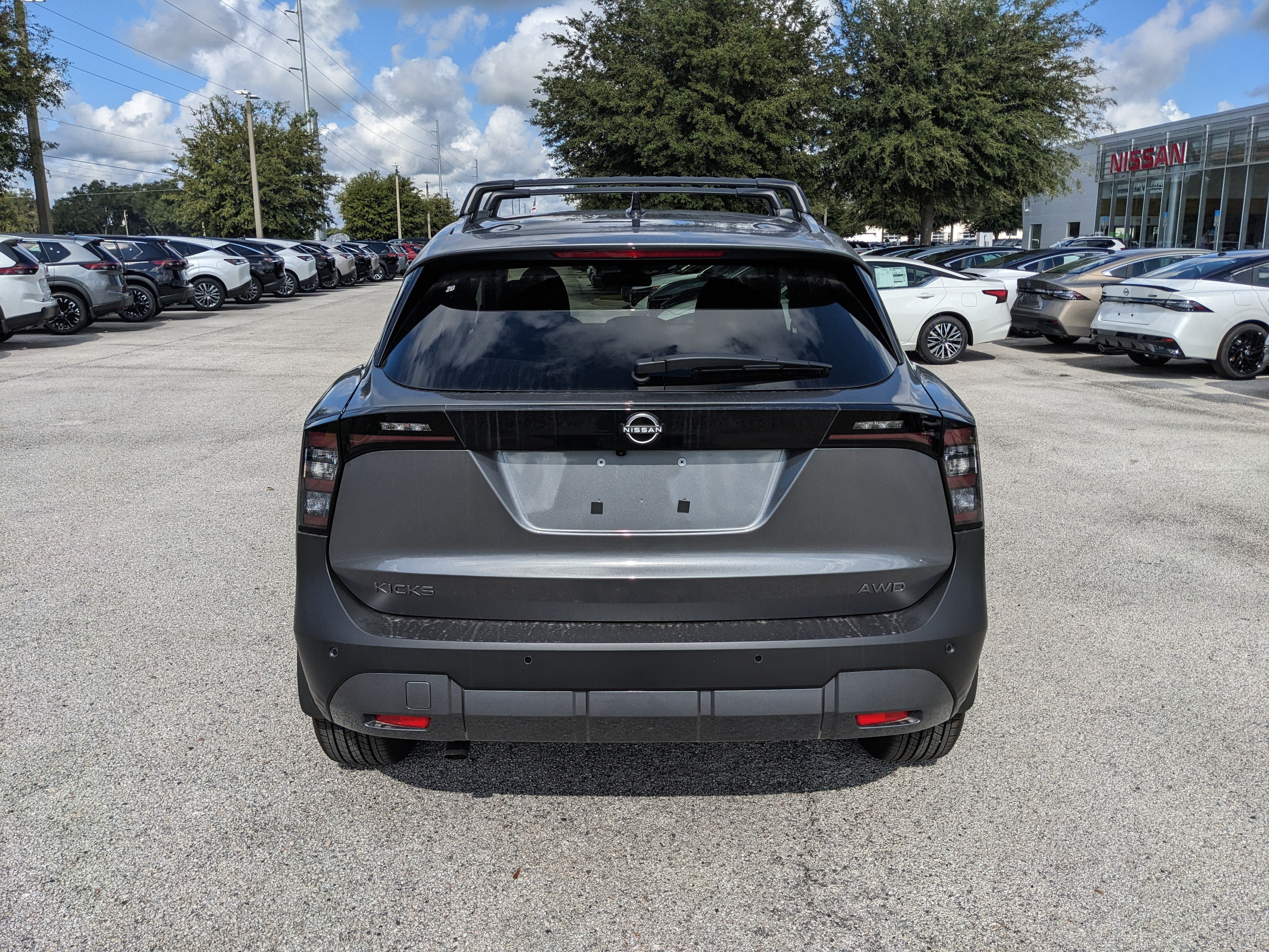2027 Nissan Kicks SR