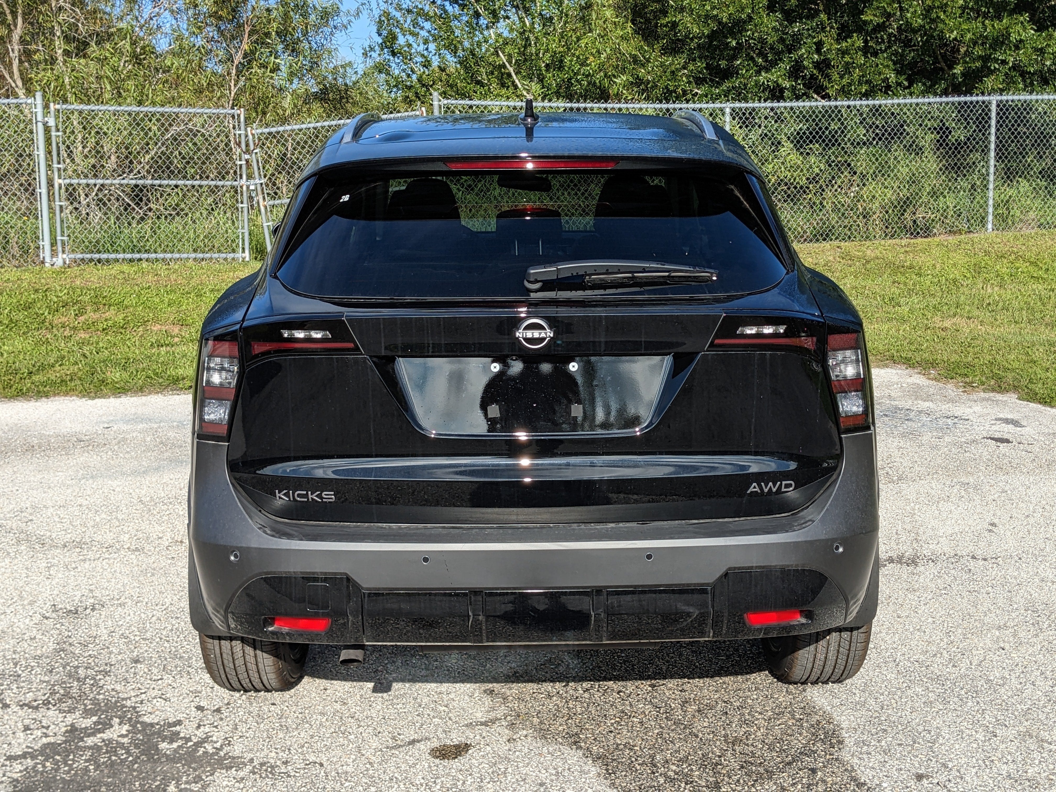 2027 Nissan Kicks SR