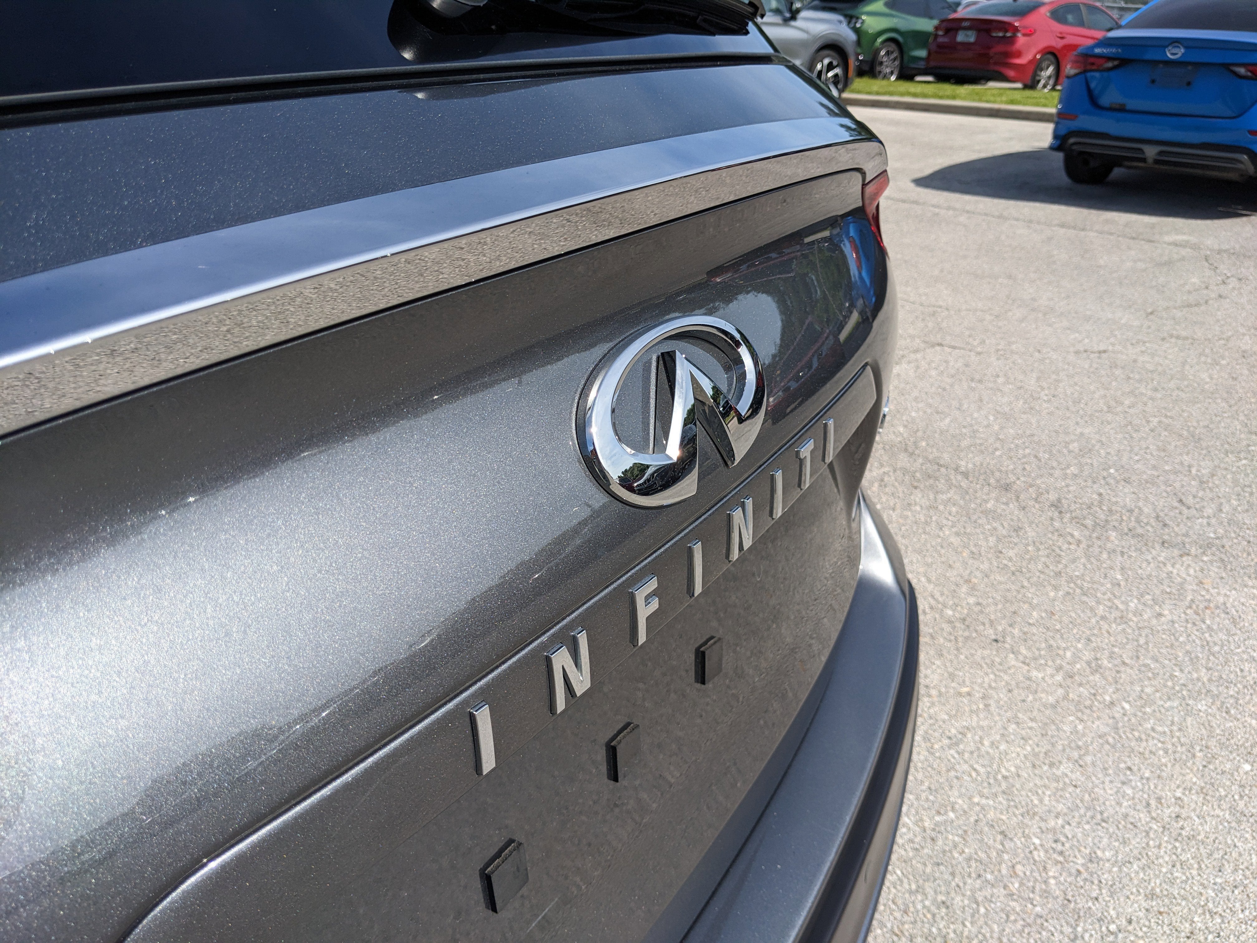 2021 INFINITI QX50 LUXE