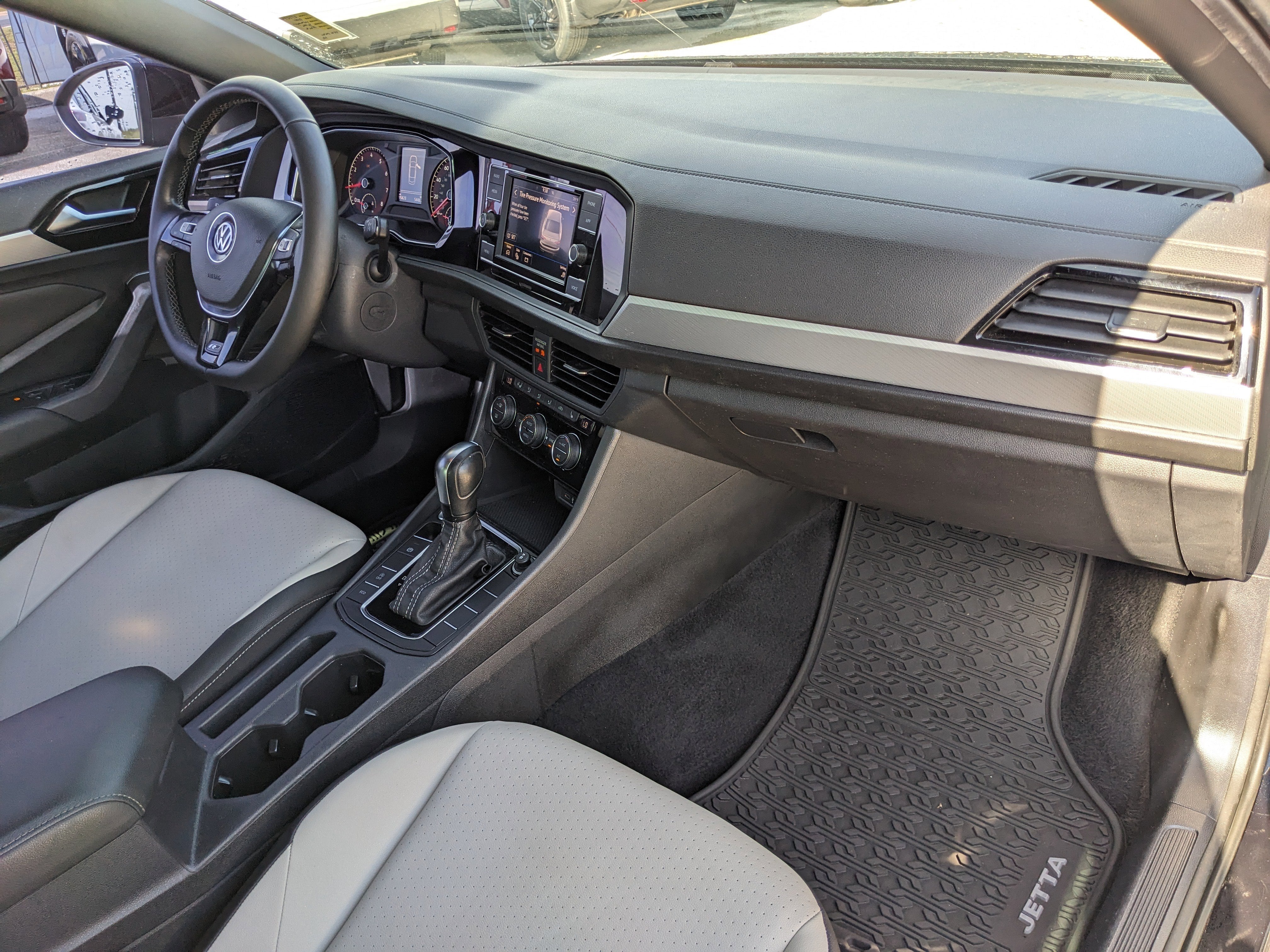 2020 Volkswagen Jetta R-Line