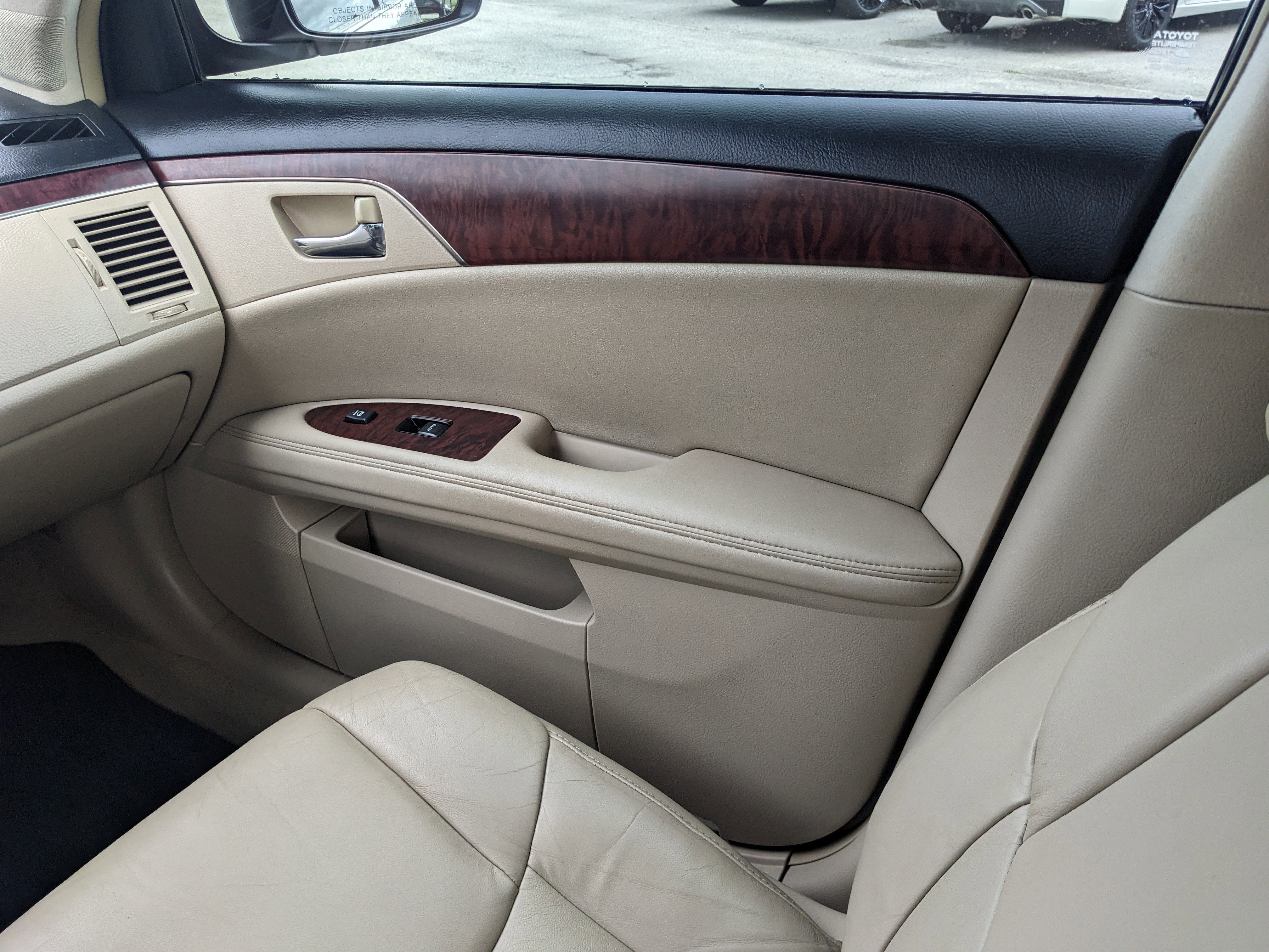 2011 Toyota Avalon Base