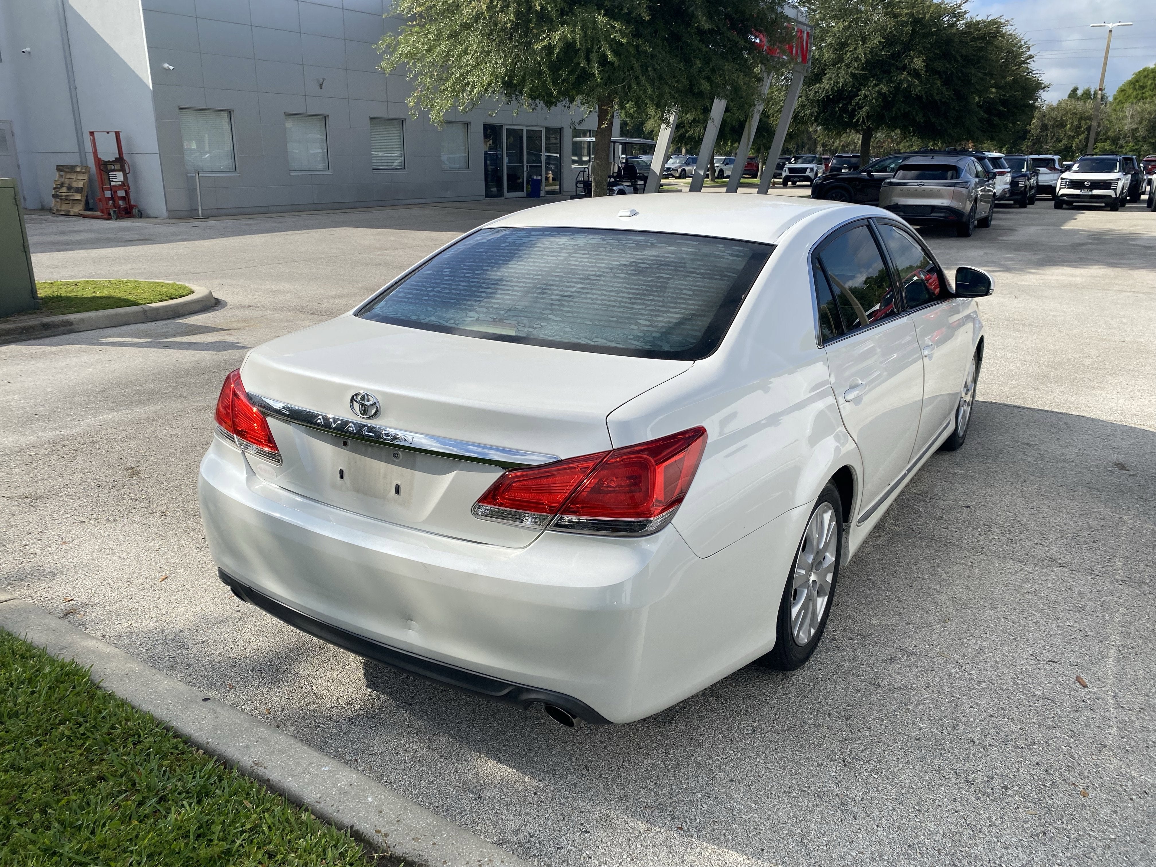 2011 Toyota Avalon Base