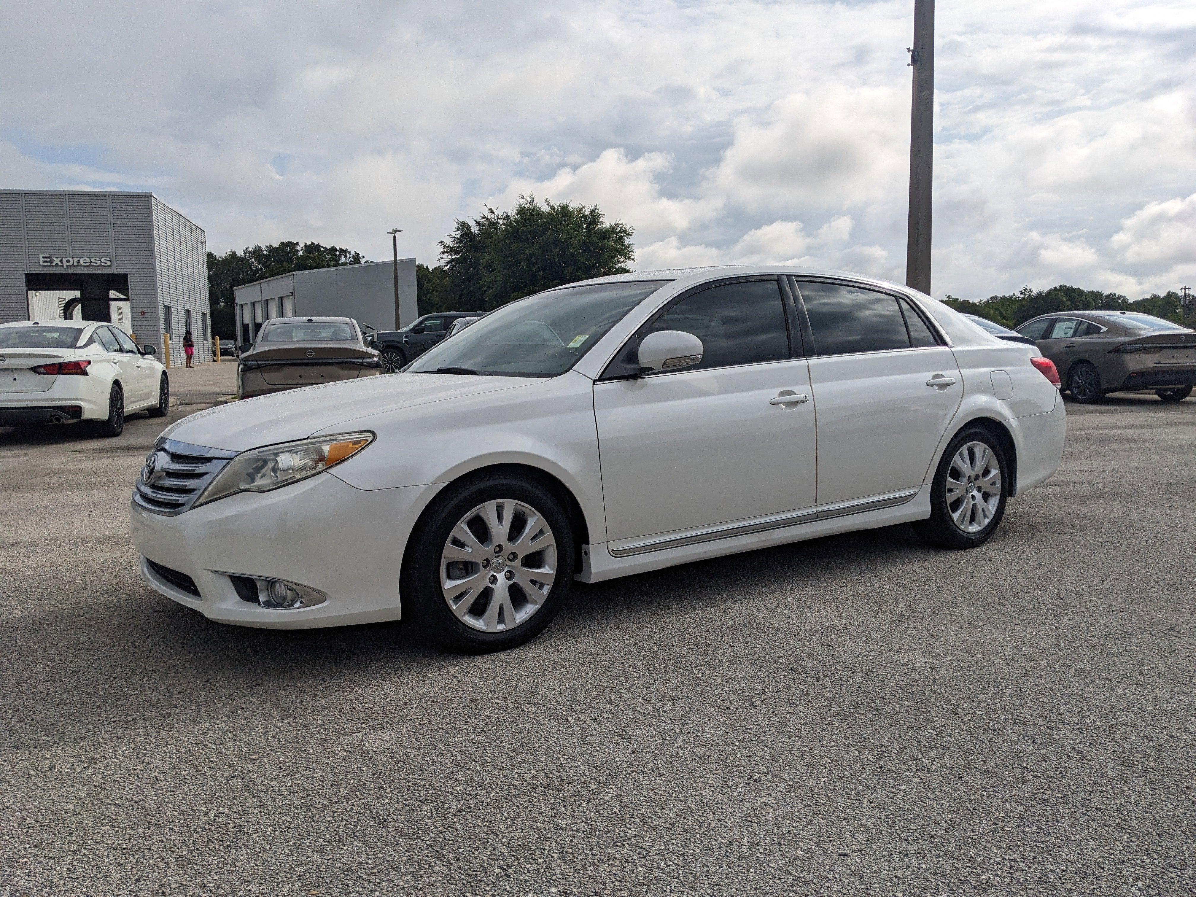 2011 Toyota Avalon Base