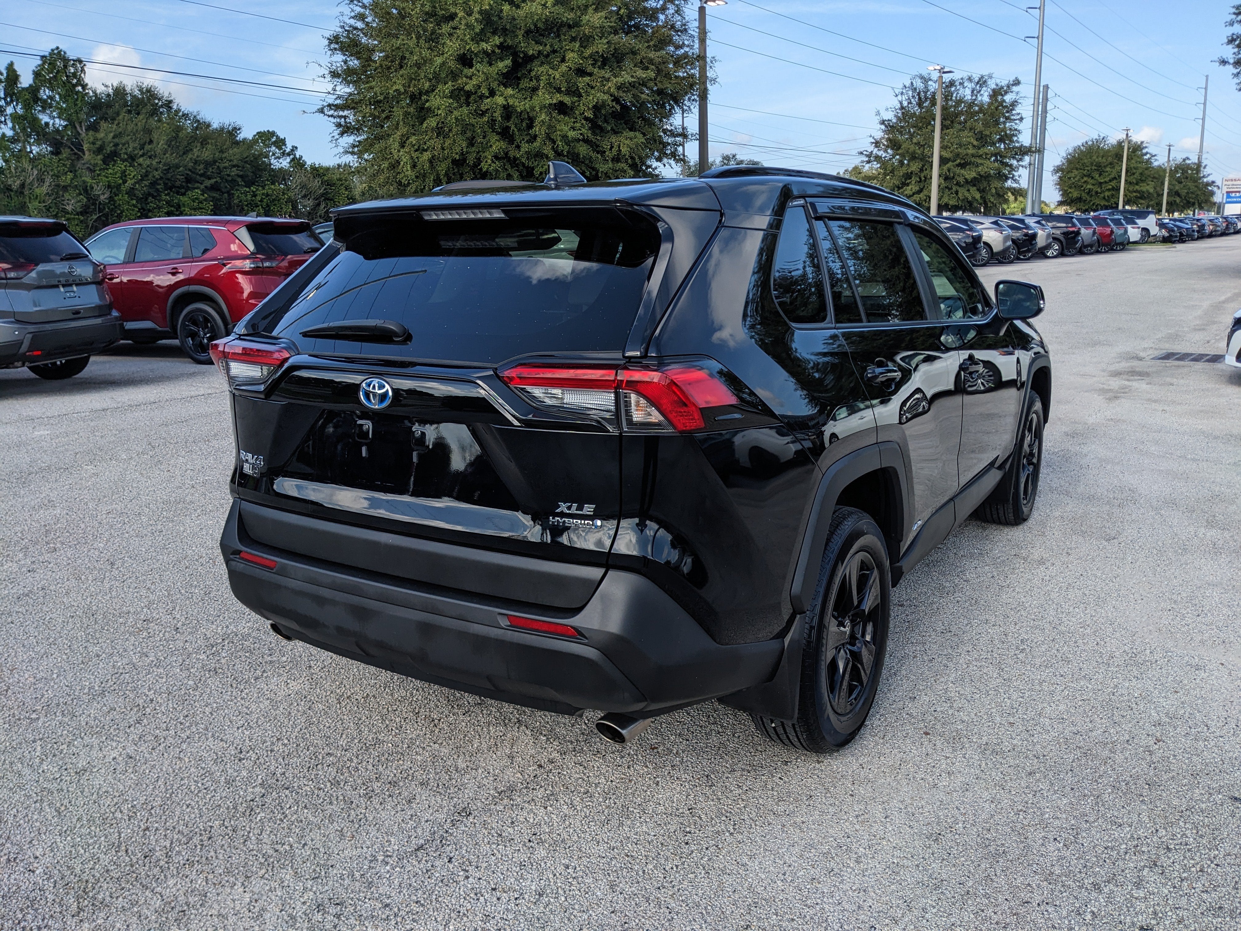 2024 Toyota RAV4 Hybrid XLE
