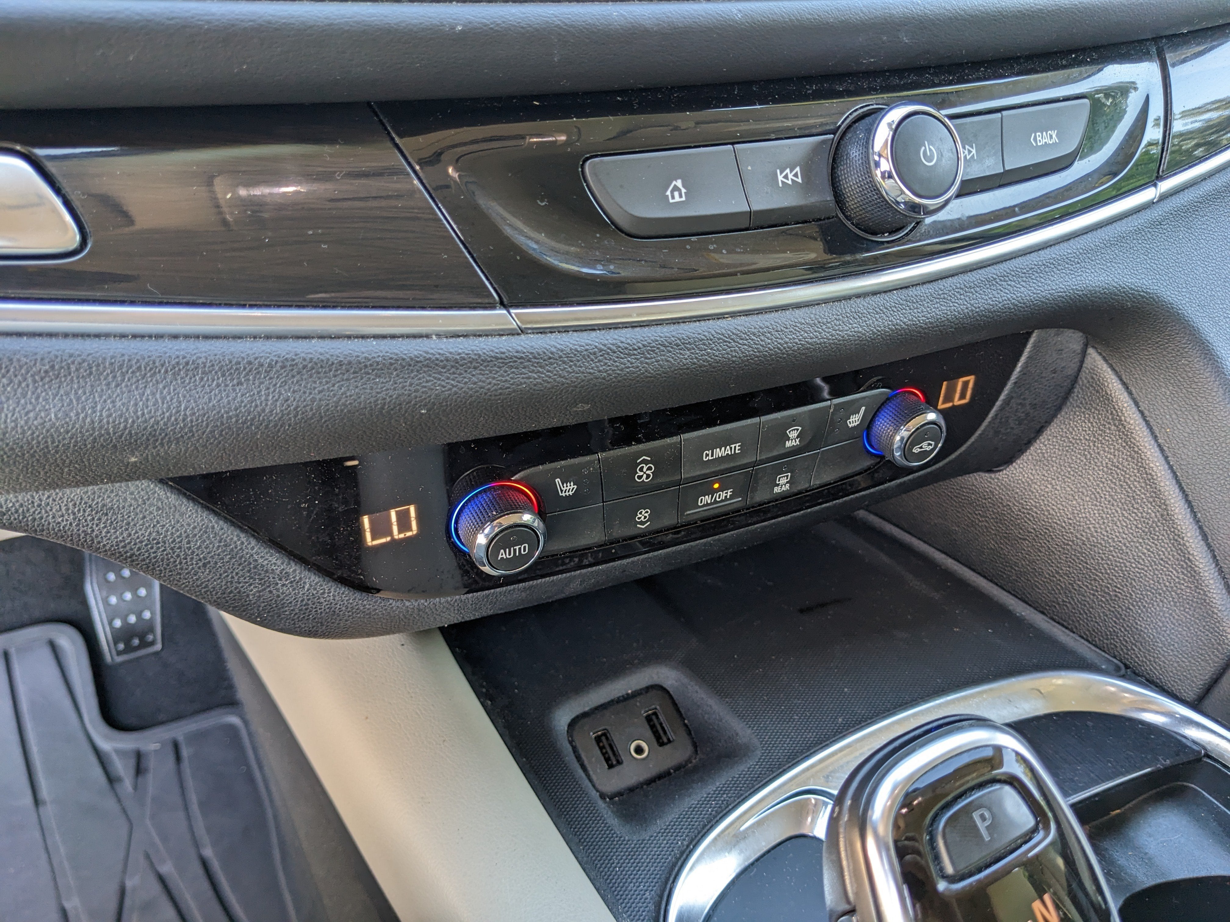 2019 Buick Enclave Essence