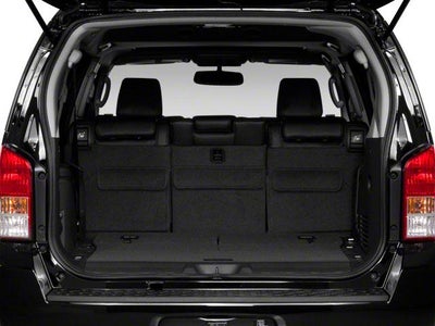 2011 Nissan Pathfinder LE