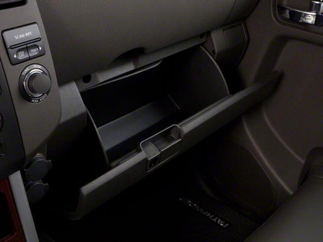 2011 Nissan Pathfinder LE