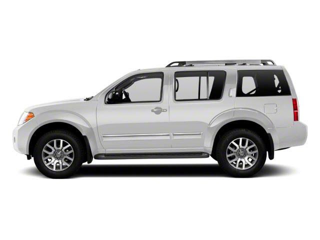 2011 Nissan Pathfinder LE