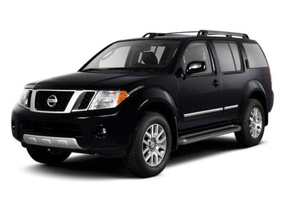 2011 Nissan Pathfinder LE