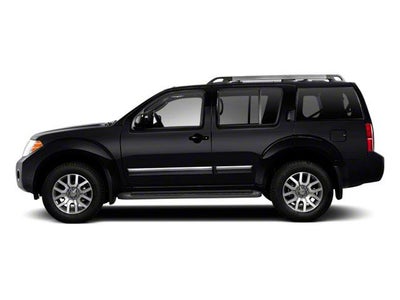 2011 Nissan Pathfinder LE