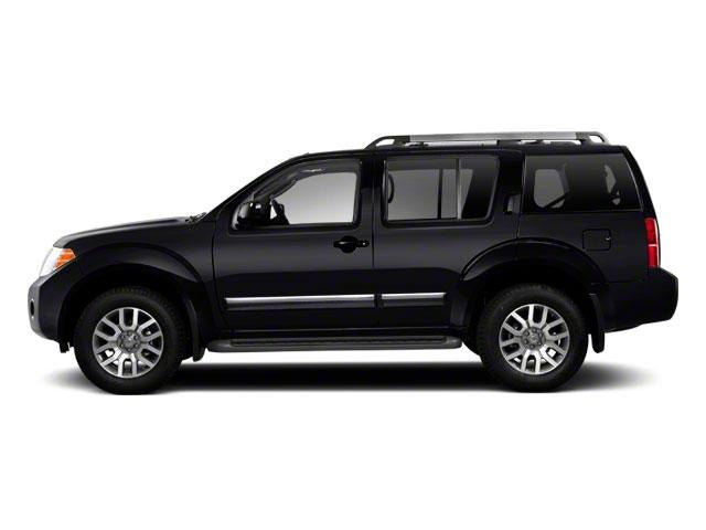 2011 Nissan Pathfinder LE