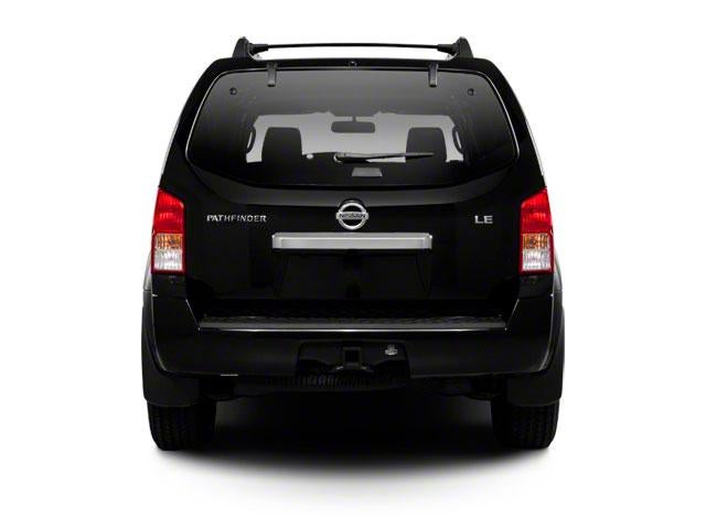 2011 Nissan Pathfinder LE