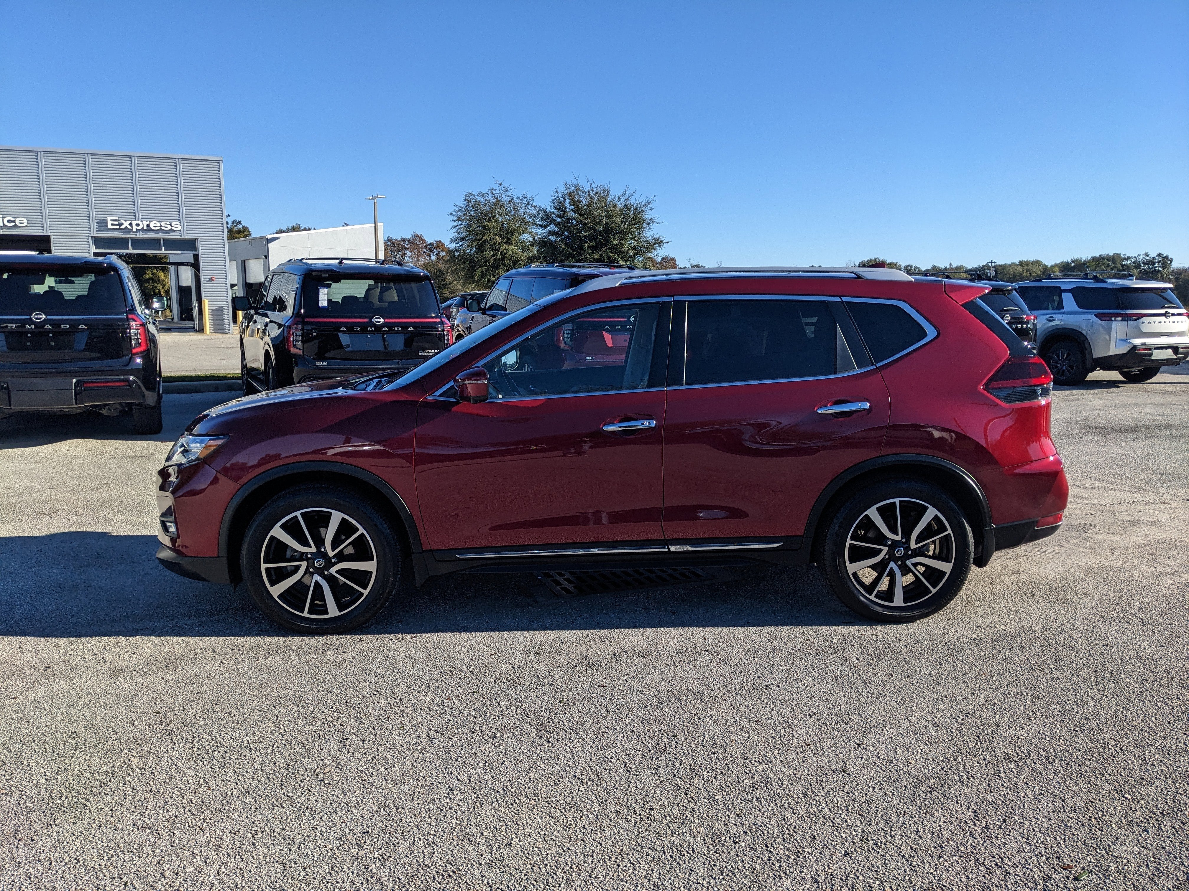 2020 Nissan Rogue SL