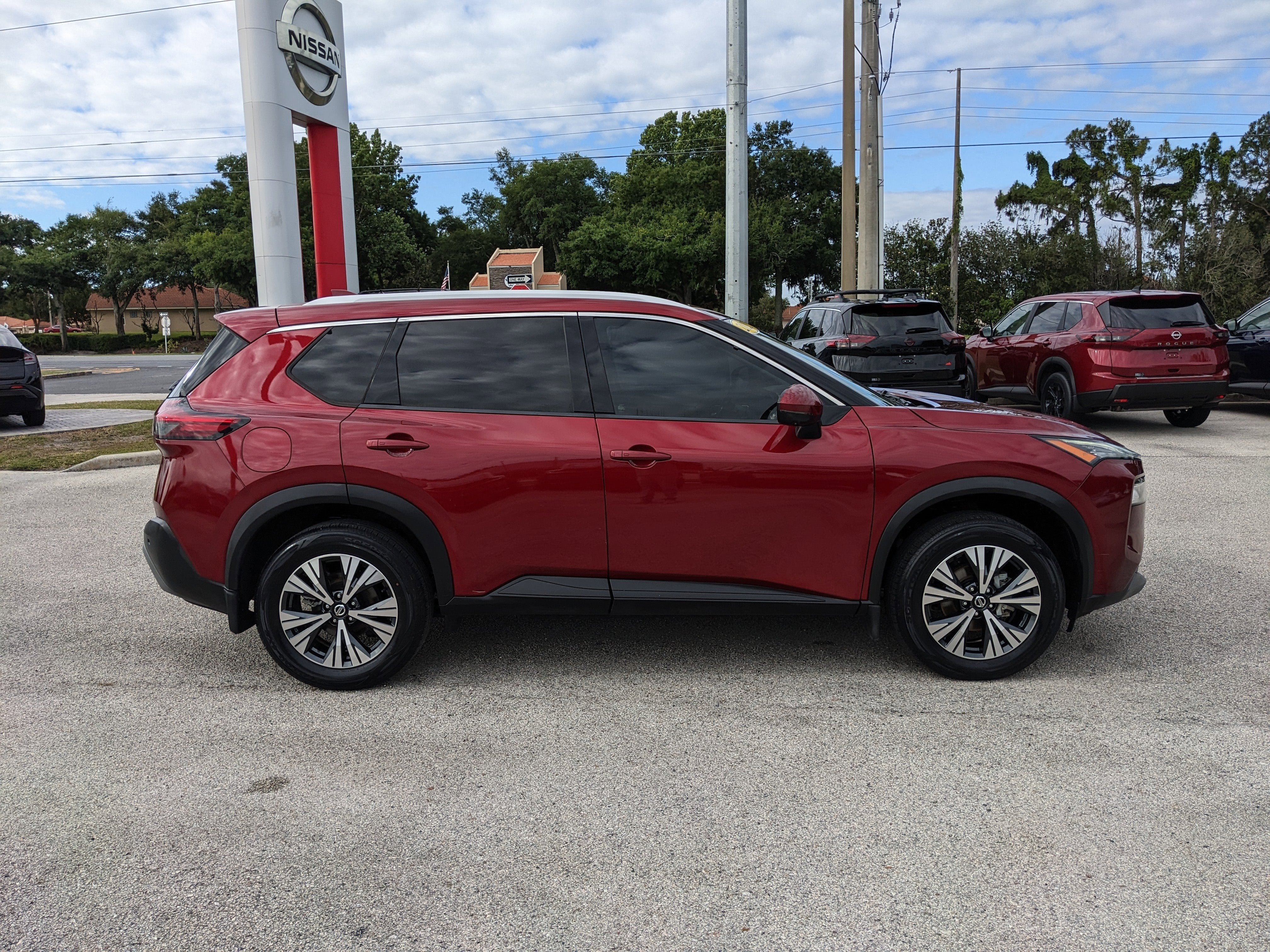 2021 Nissan Rogue SV