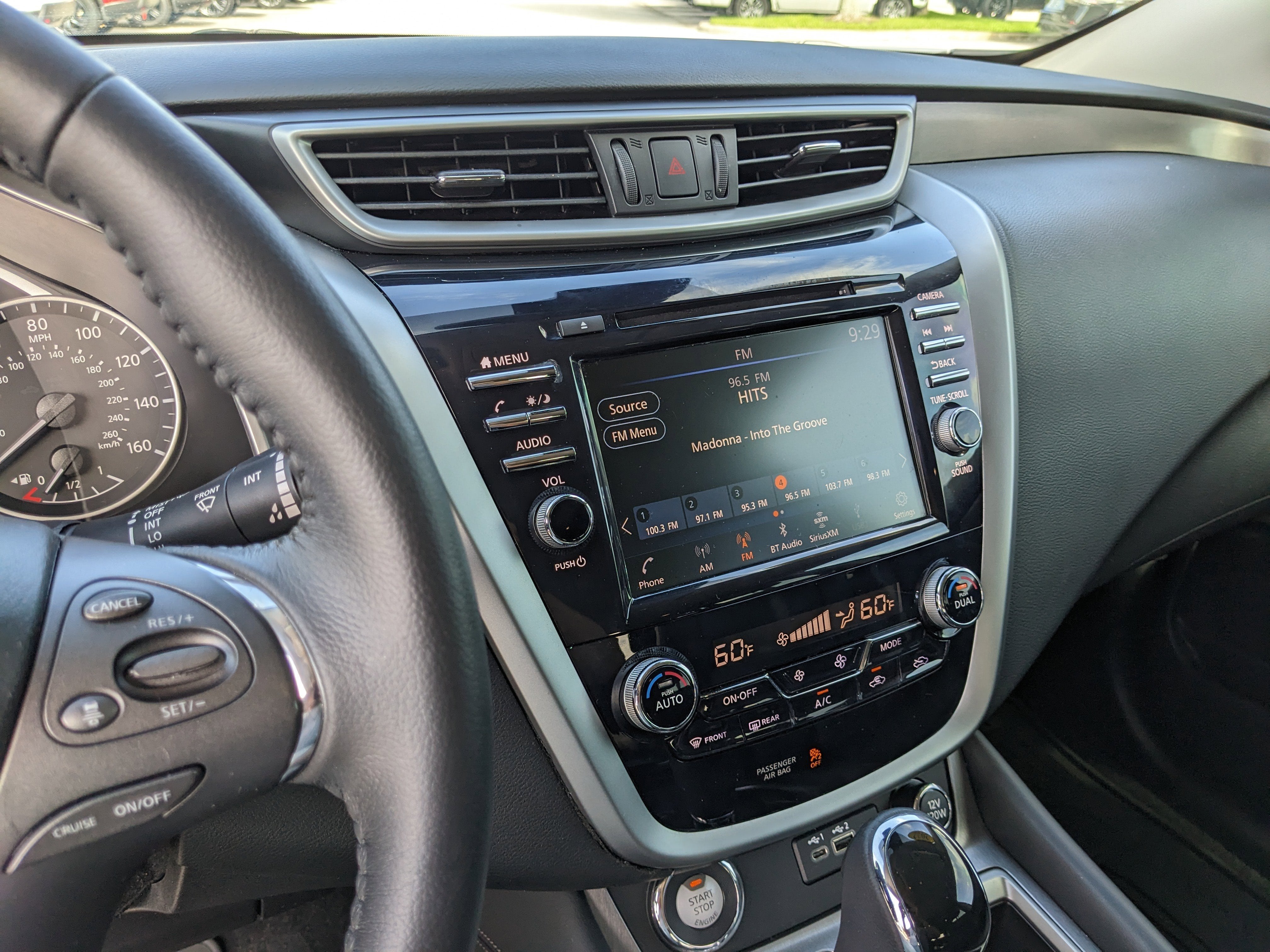 2022 Nissan Murano SV