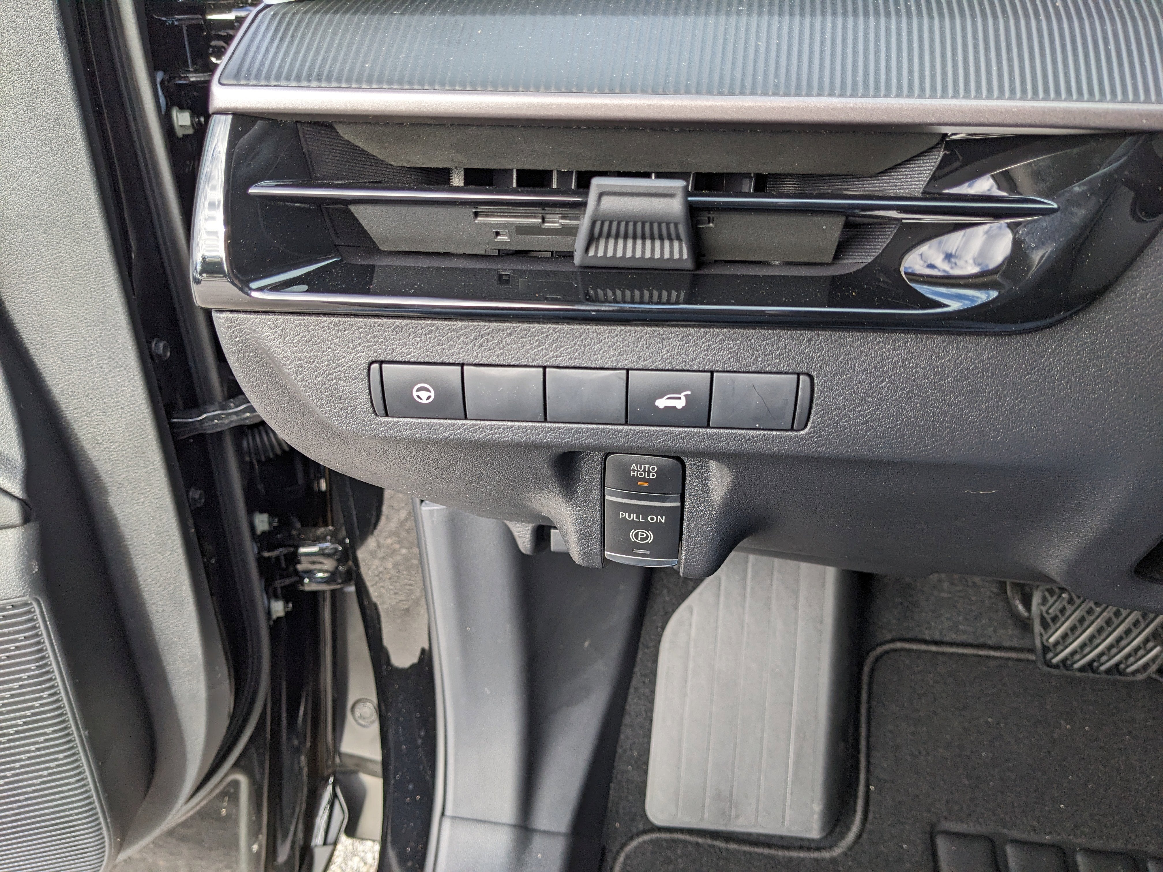 2026 Nissan Murano SV