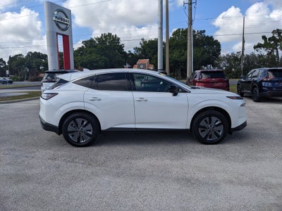 2025 Nissan Murano SL
