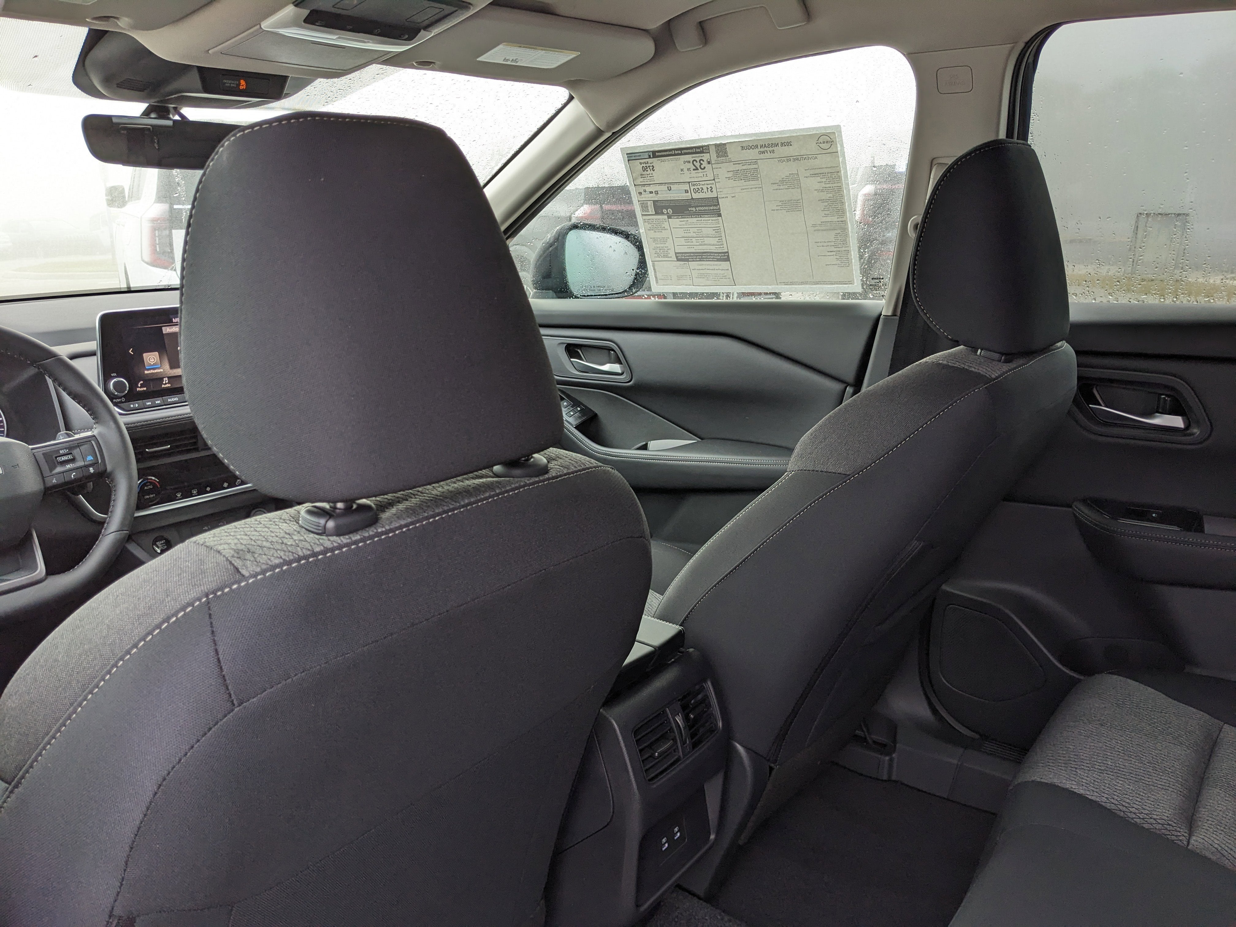 2026 Nissan Rogue SV