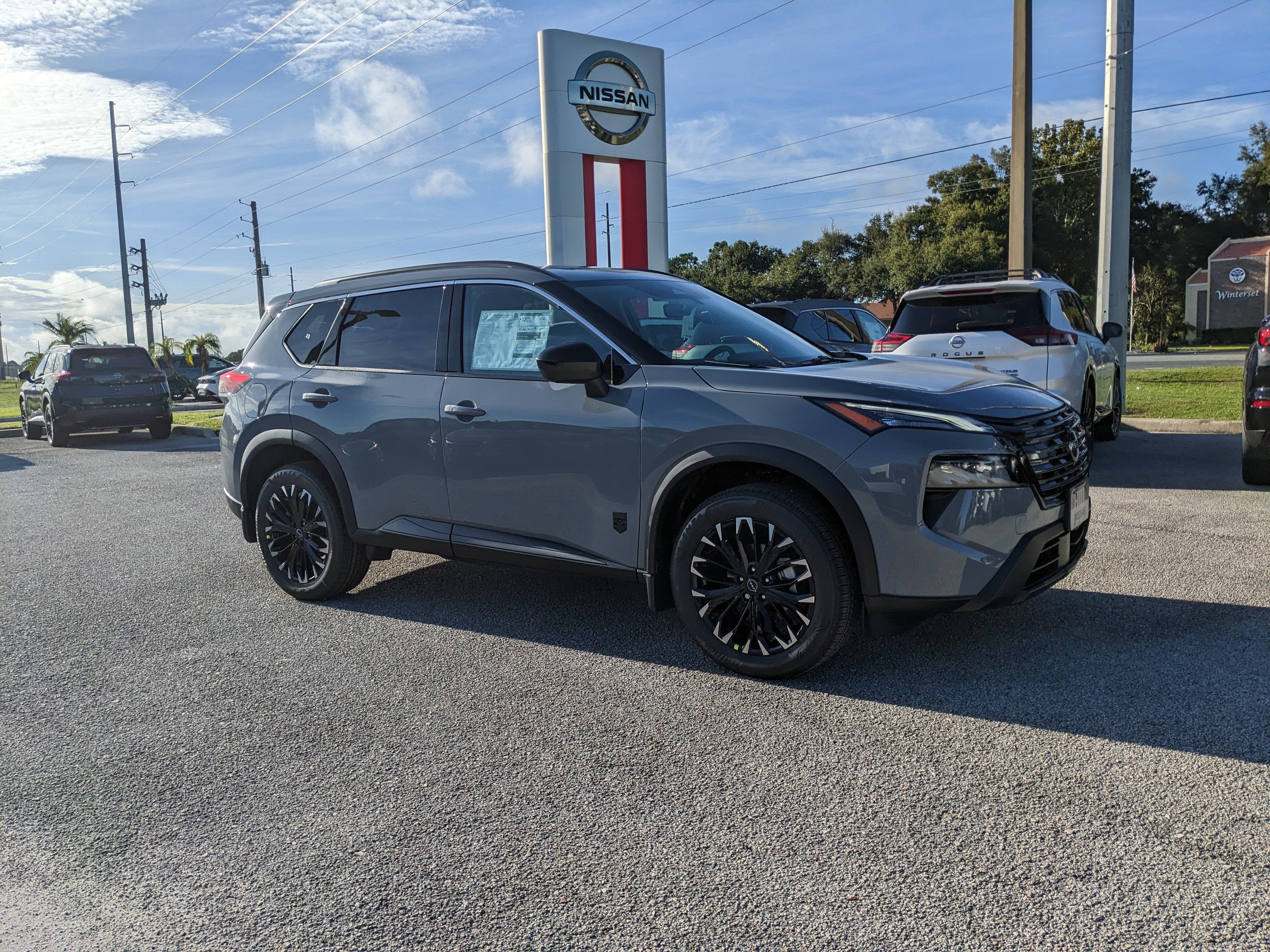 2026 Nissan Rogue Dark Armor