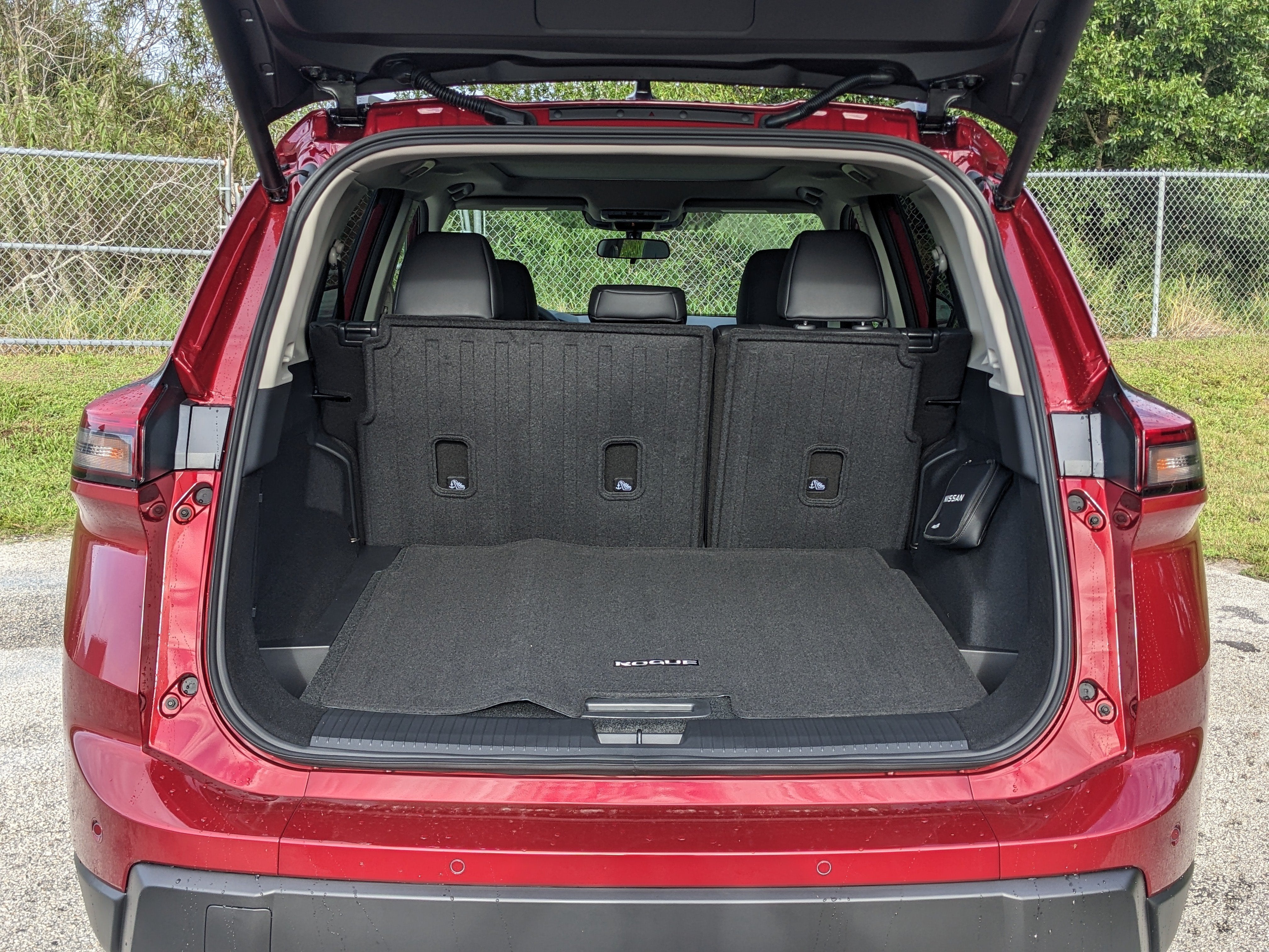 2027 Nissan Rogue Dark Armor