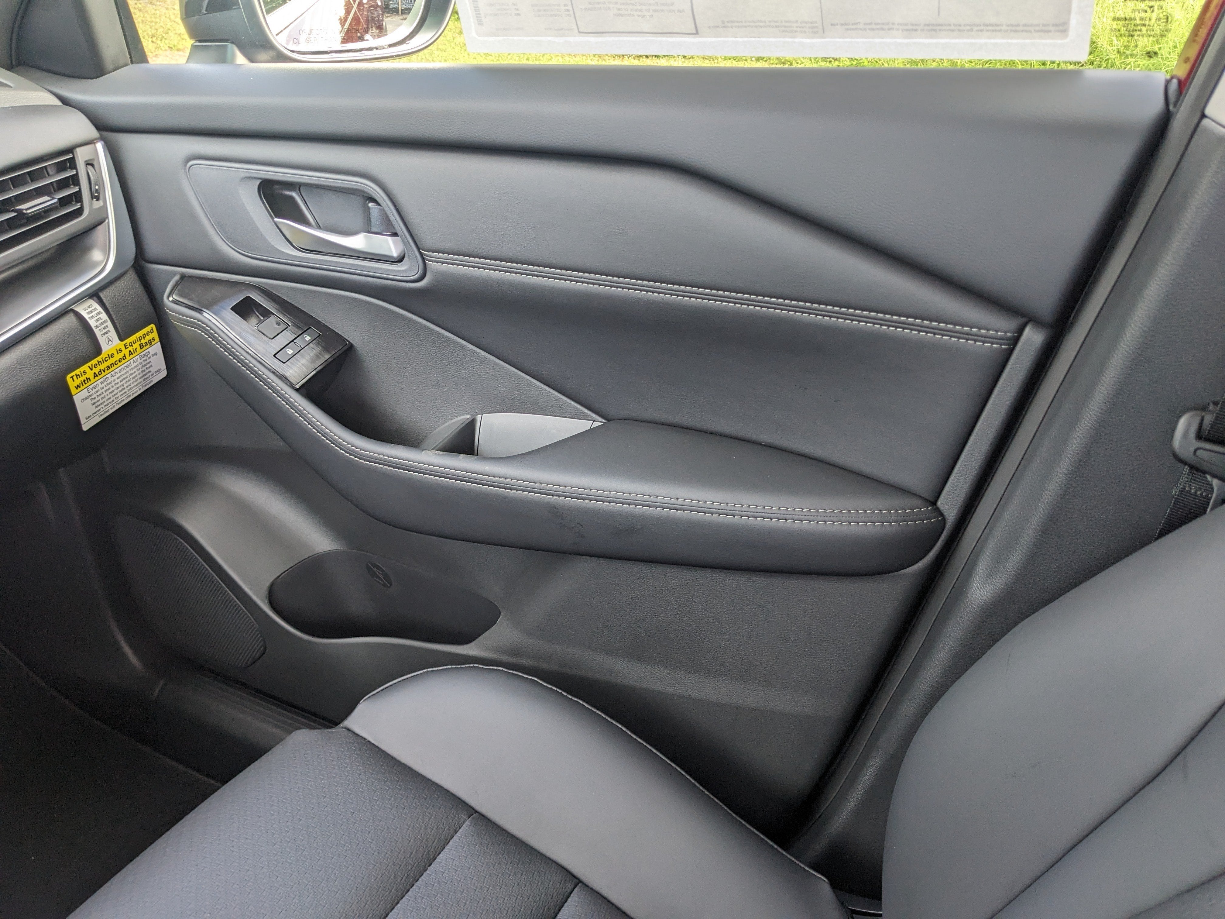 2027 Nissan Rogue Dark Armor
