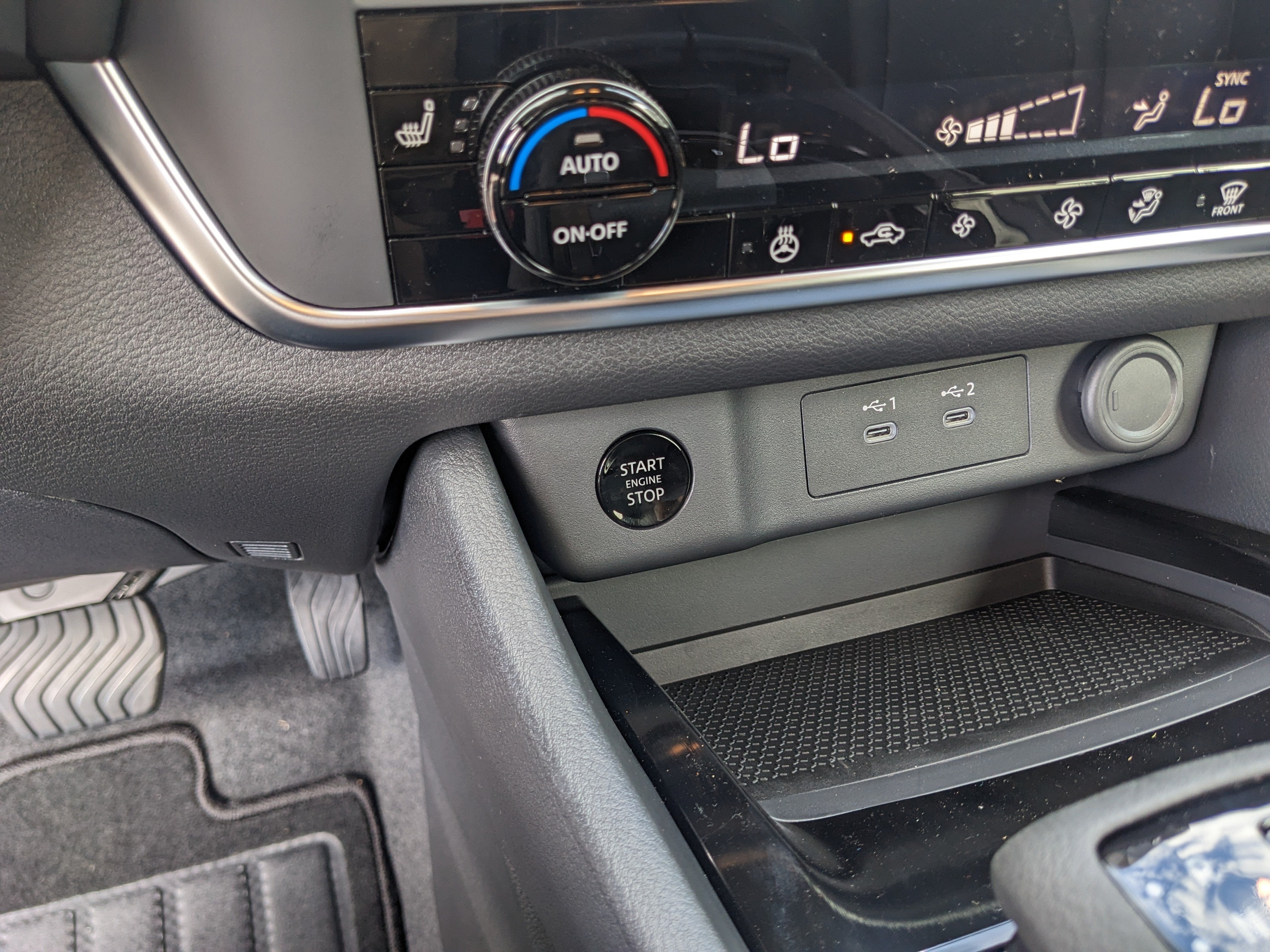 2027 Nissan Rogue Dark Armor