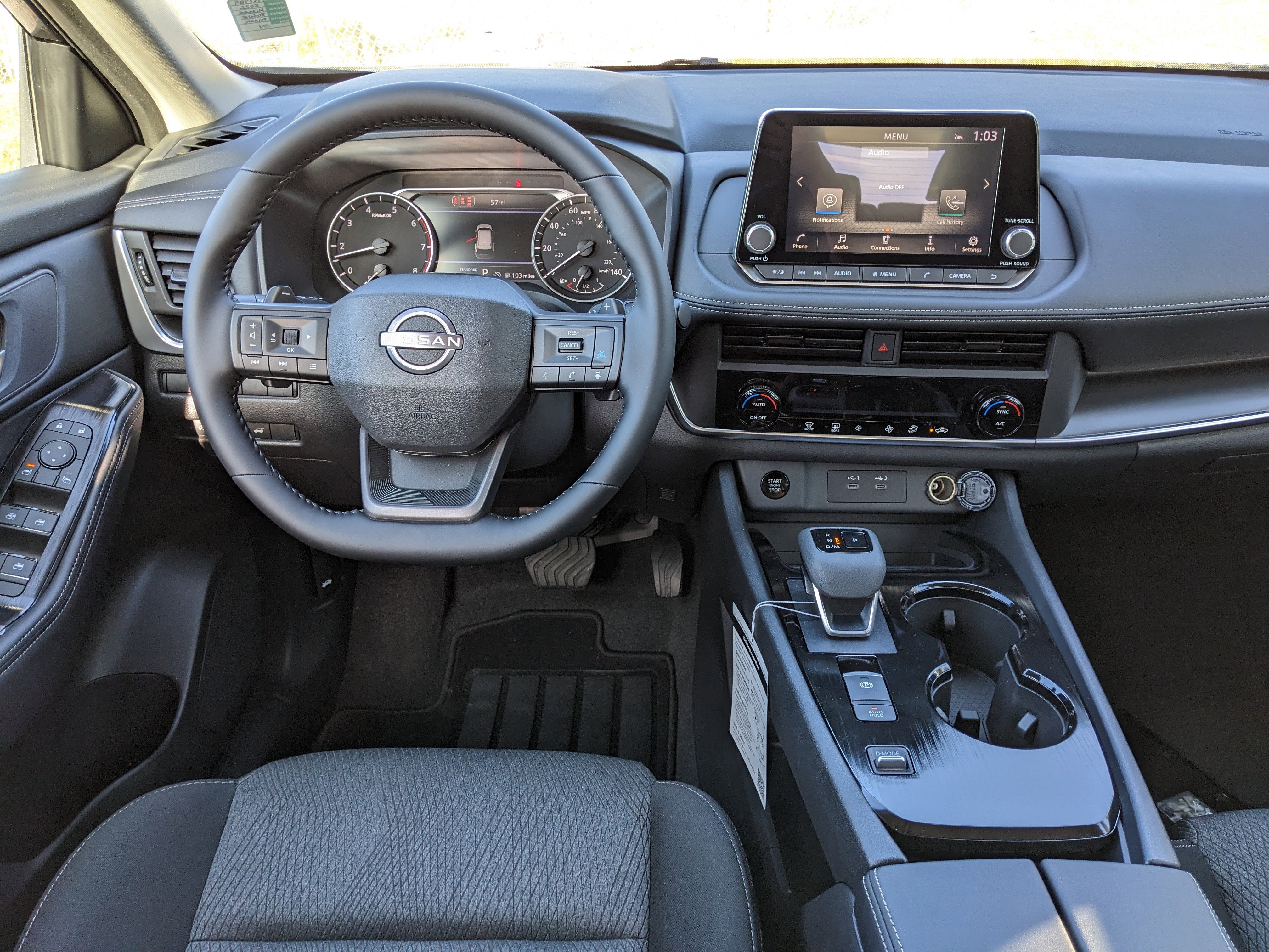 2026 Nissan Rogue SV