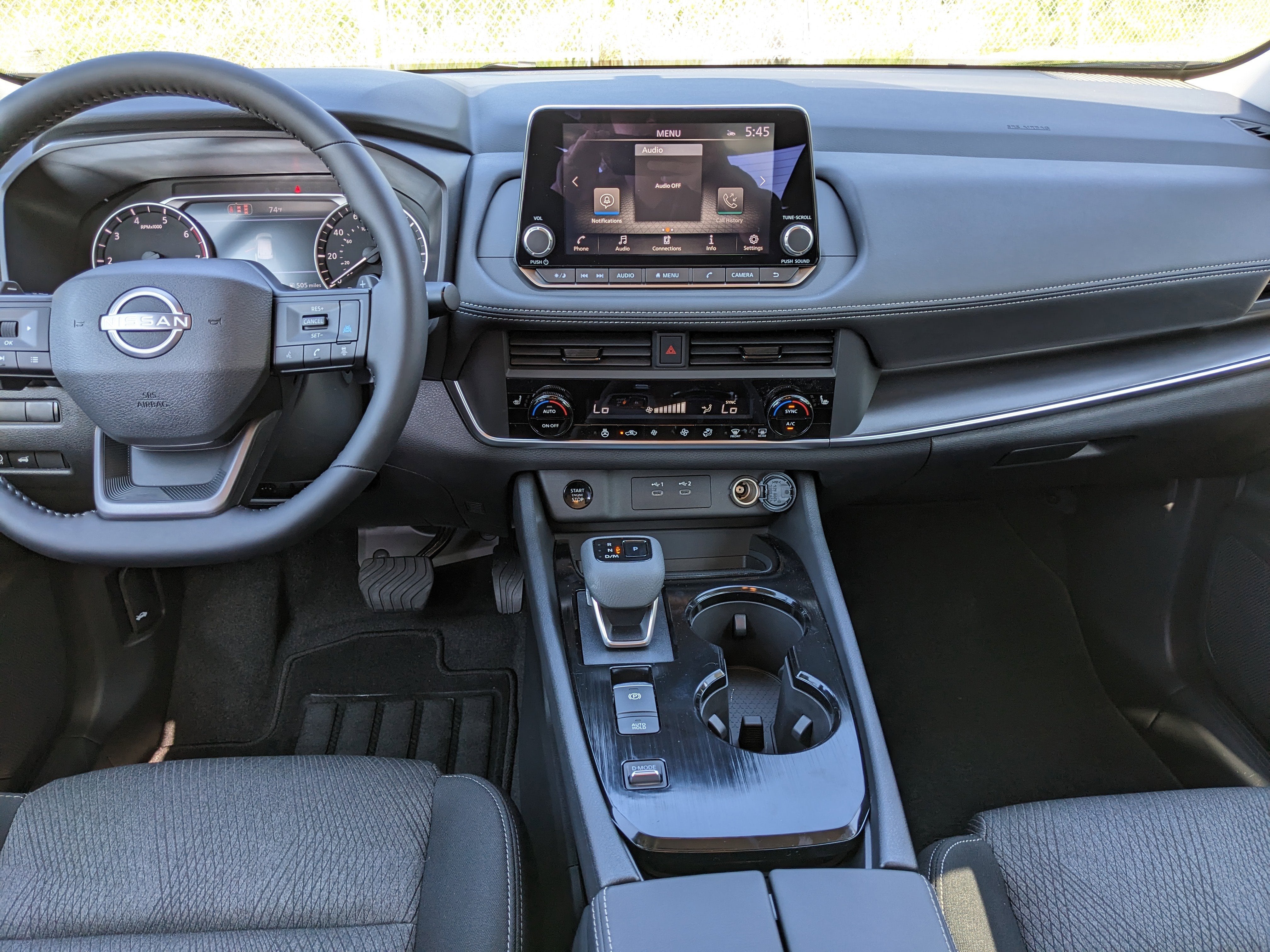 2026 Nissan Rogue SV