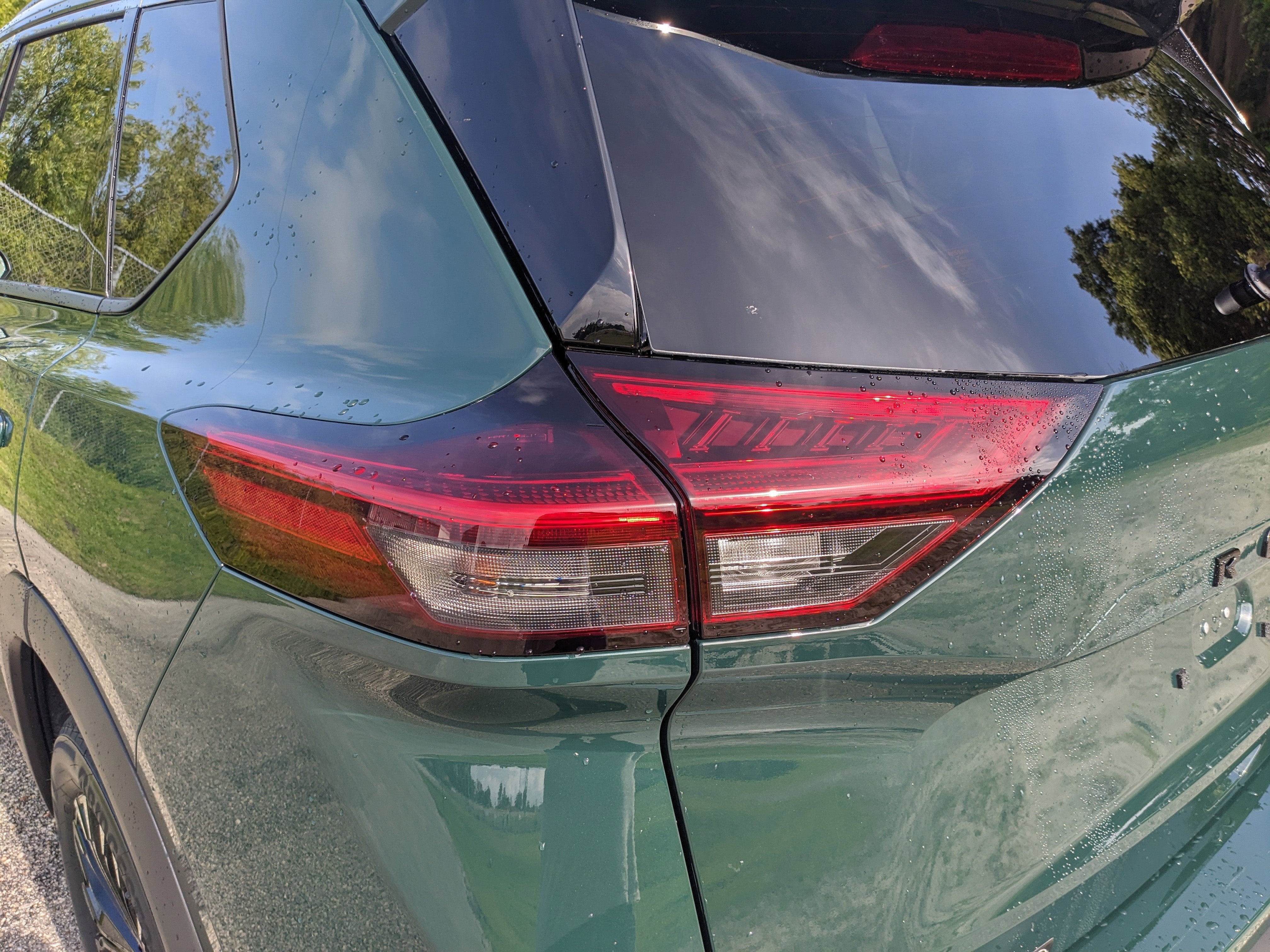2026 Nissan Rogue Dark Armor