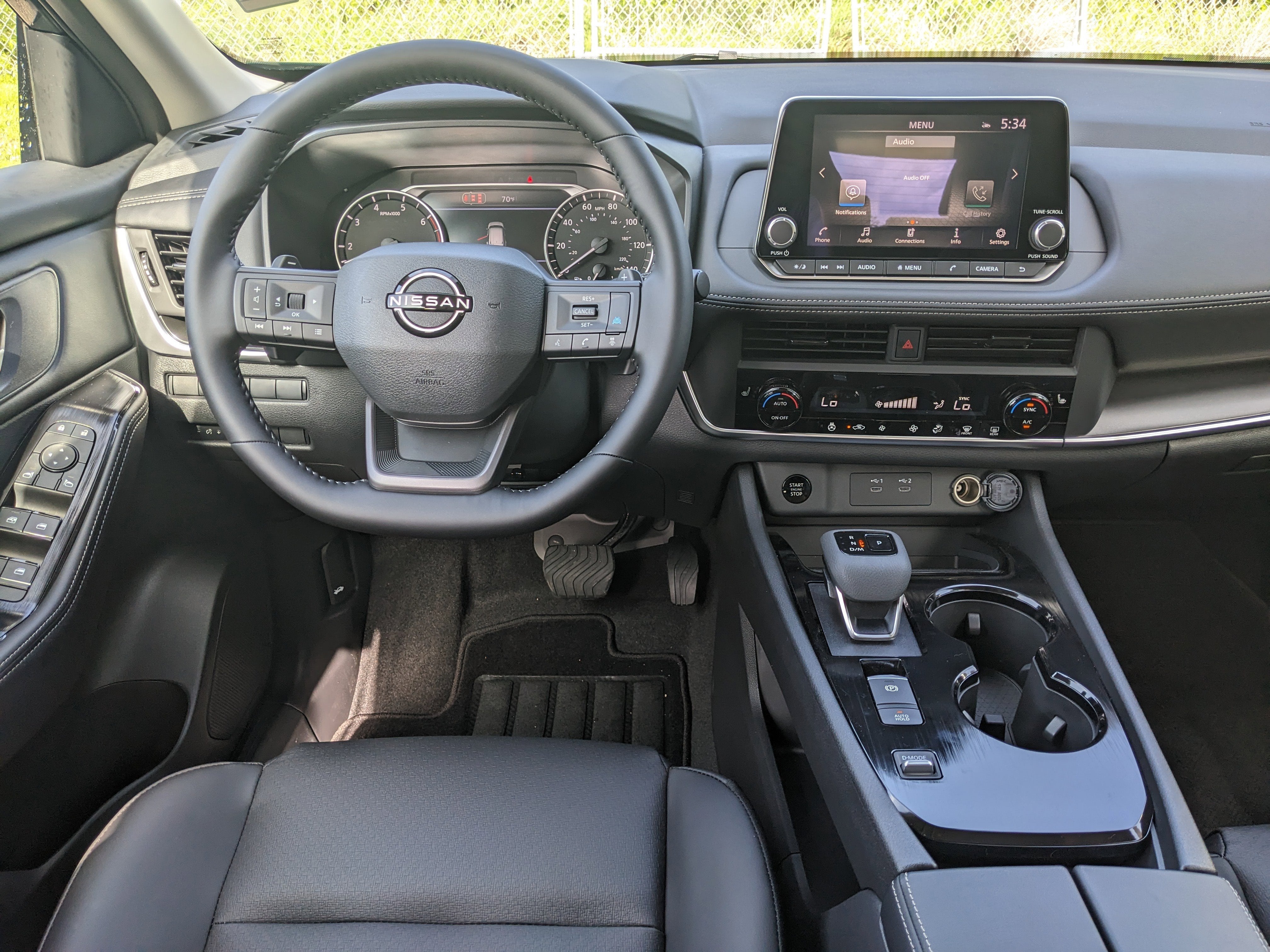 2026 Nissan Rogue Dark Armor