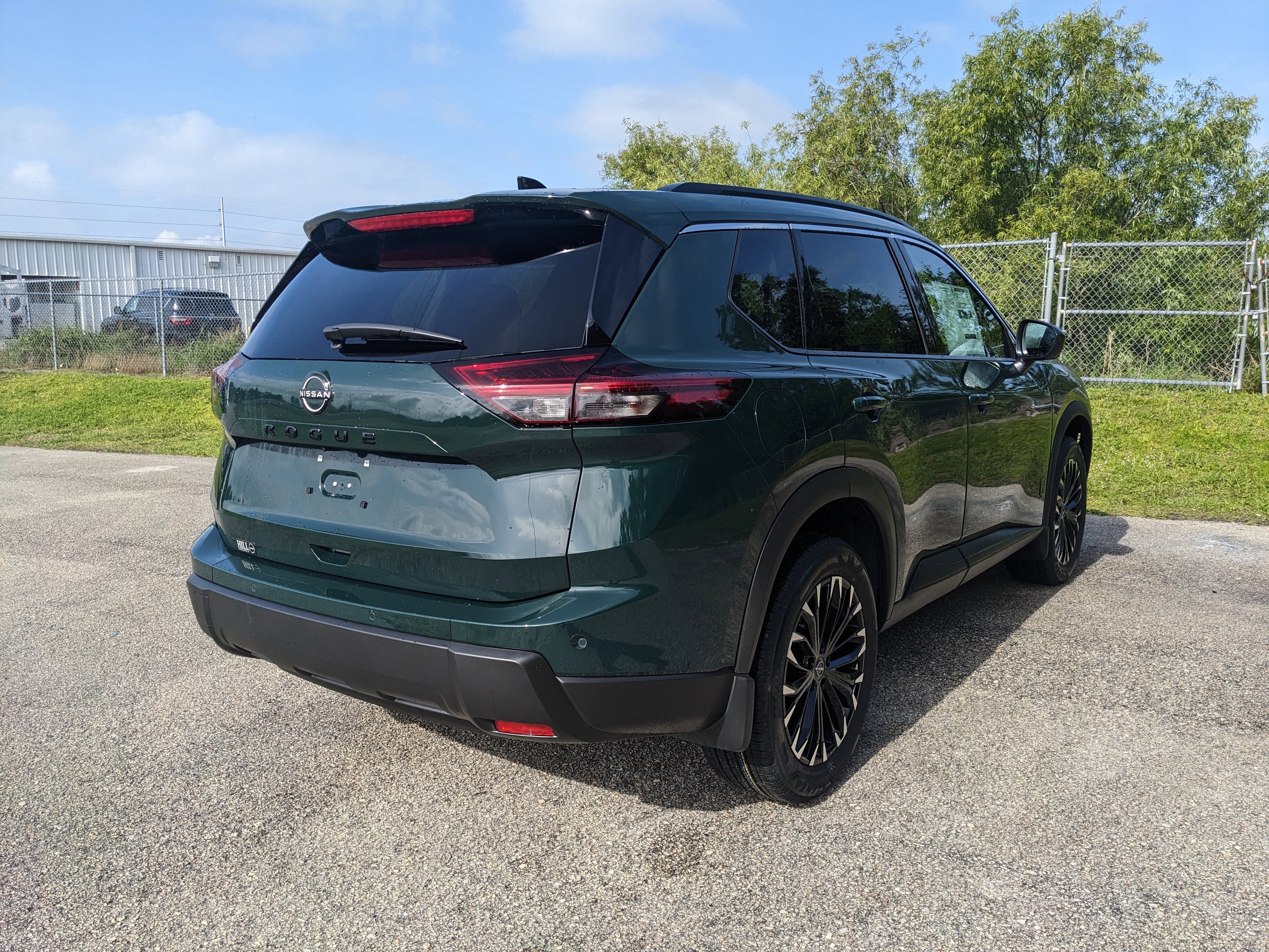 2026 Nissan Rogue Dark Armor