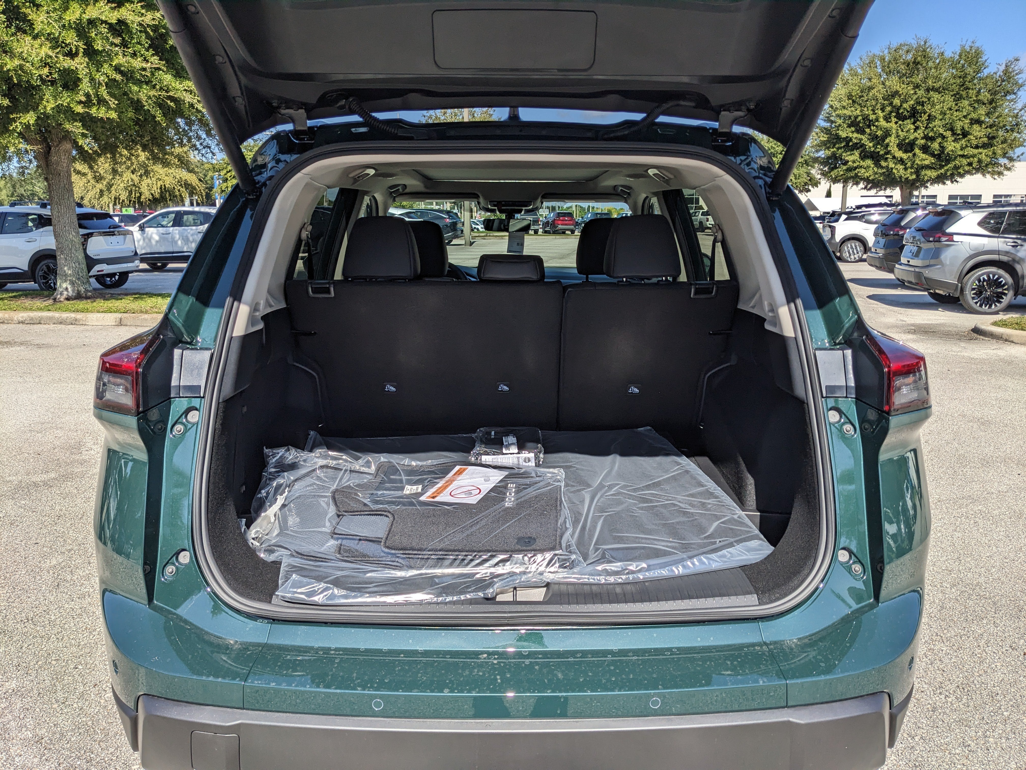 2026 Nissan Rogue Dark Armor