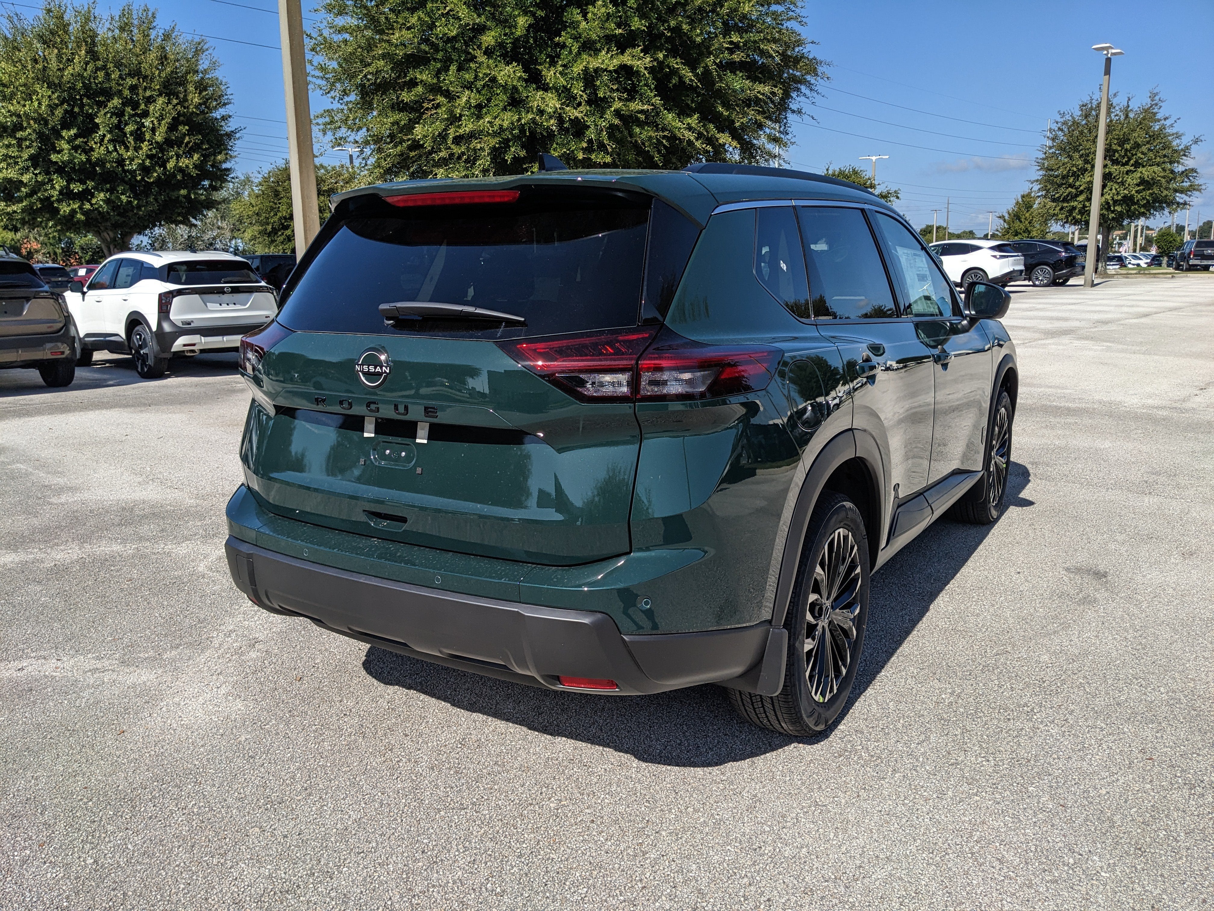 2026 Nissan Rogue Dark Armor
