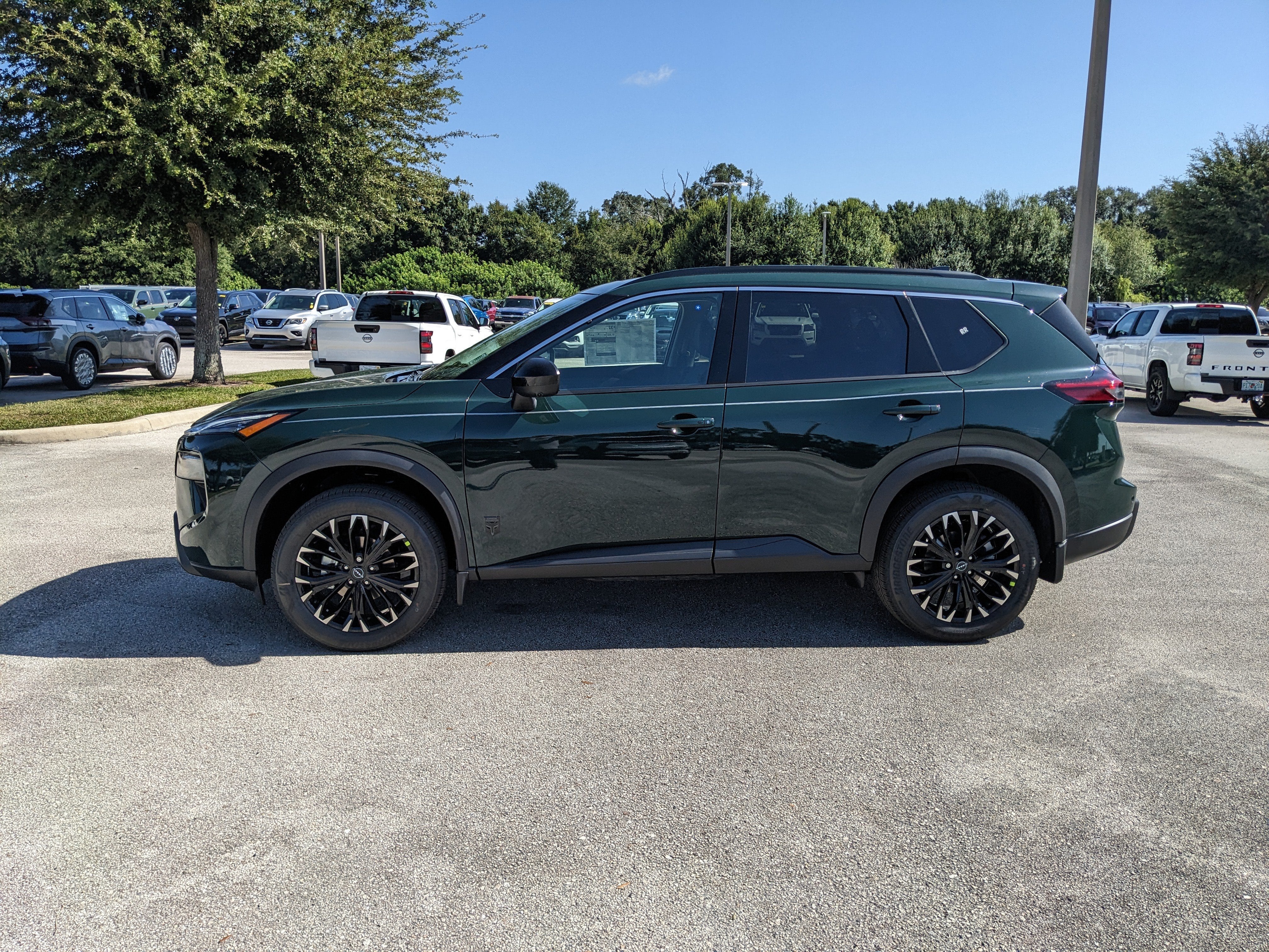2026 Nissan Rogue Dark Armor