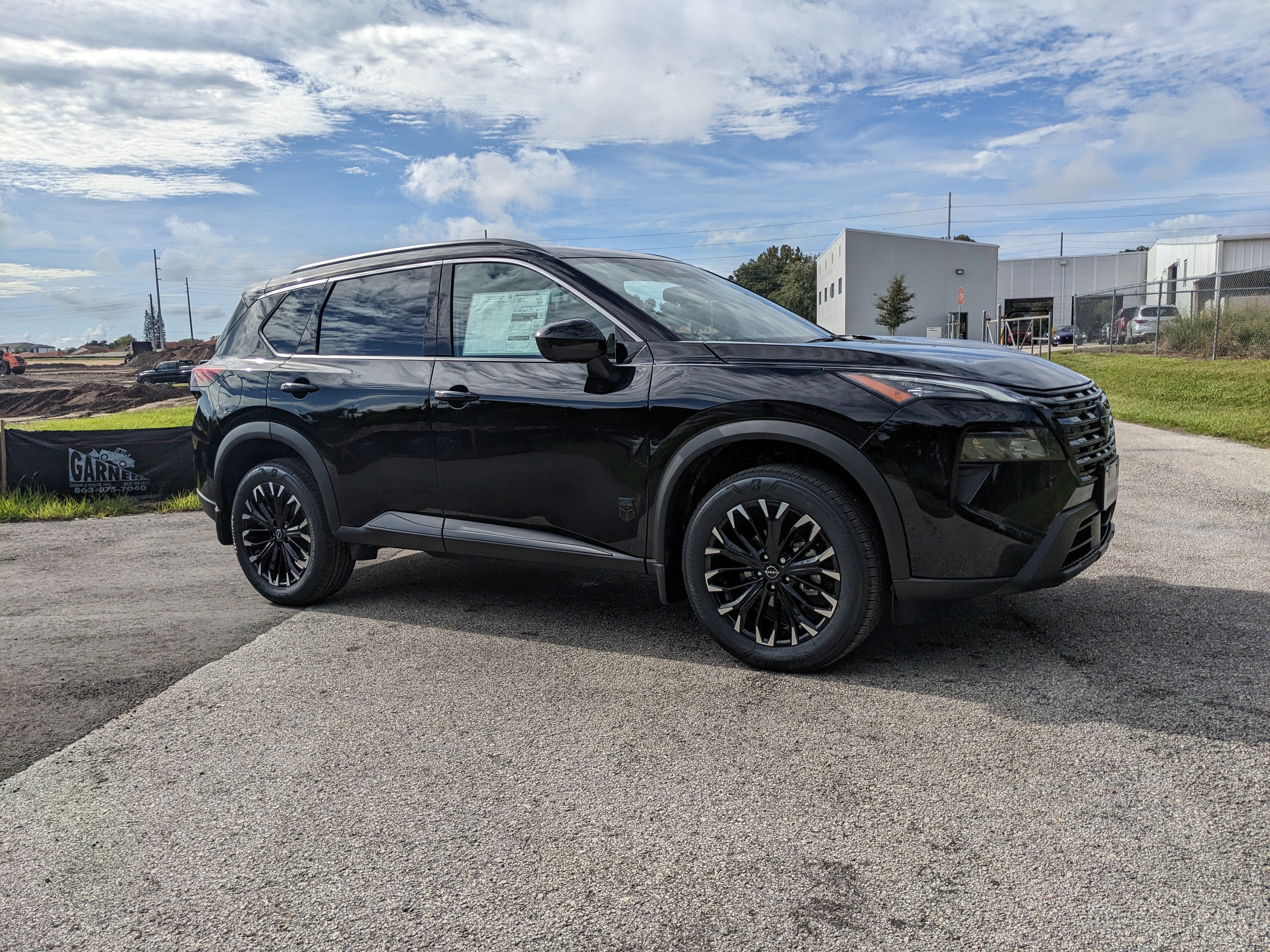 2027 Nissan Rogue Dark Armor