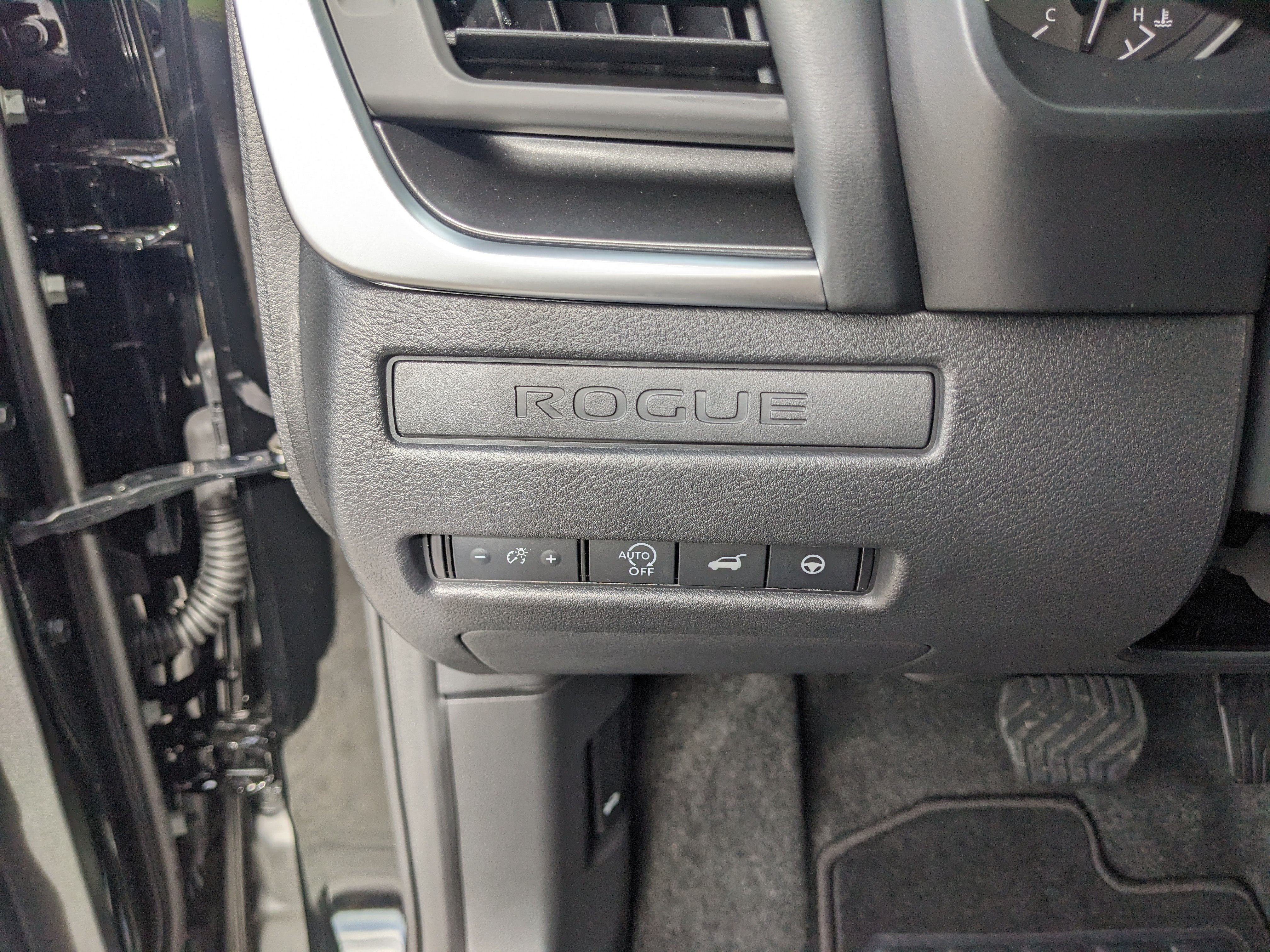2027 Nissan Rogue Dark Armor