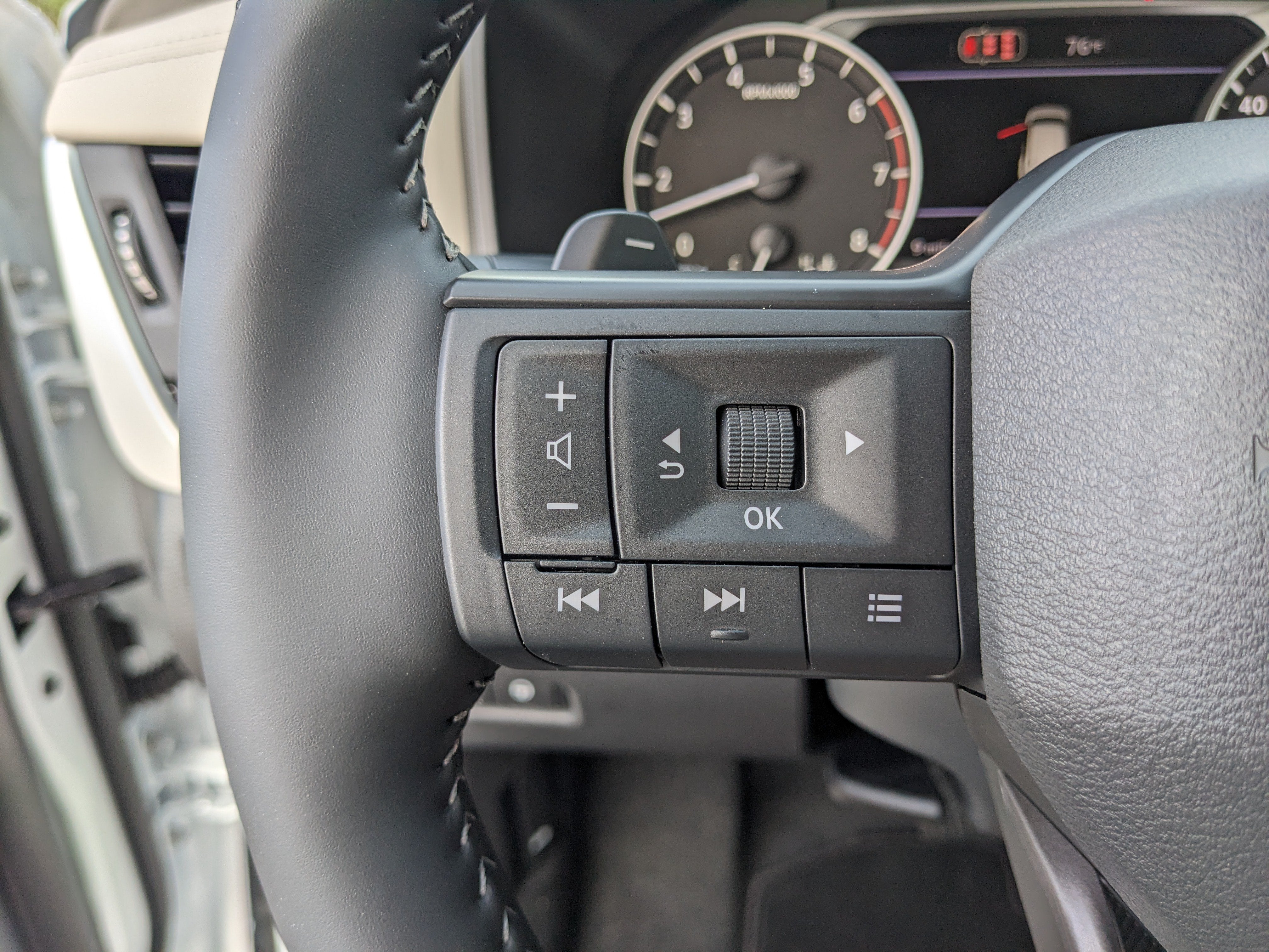 2027 Nissan Rogue Dark Armor